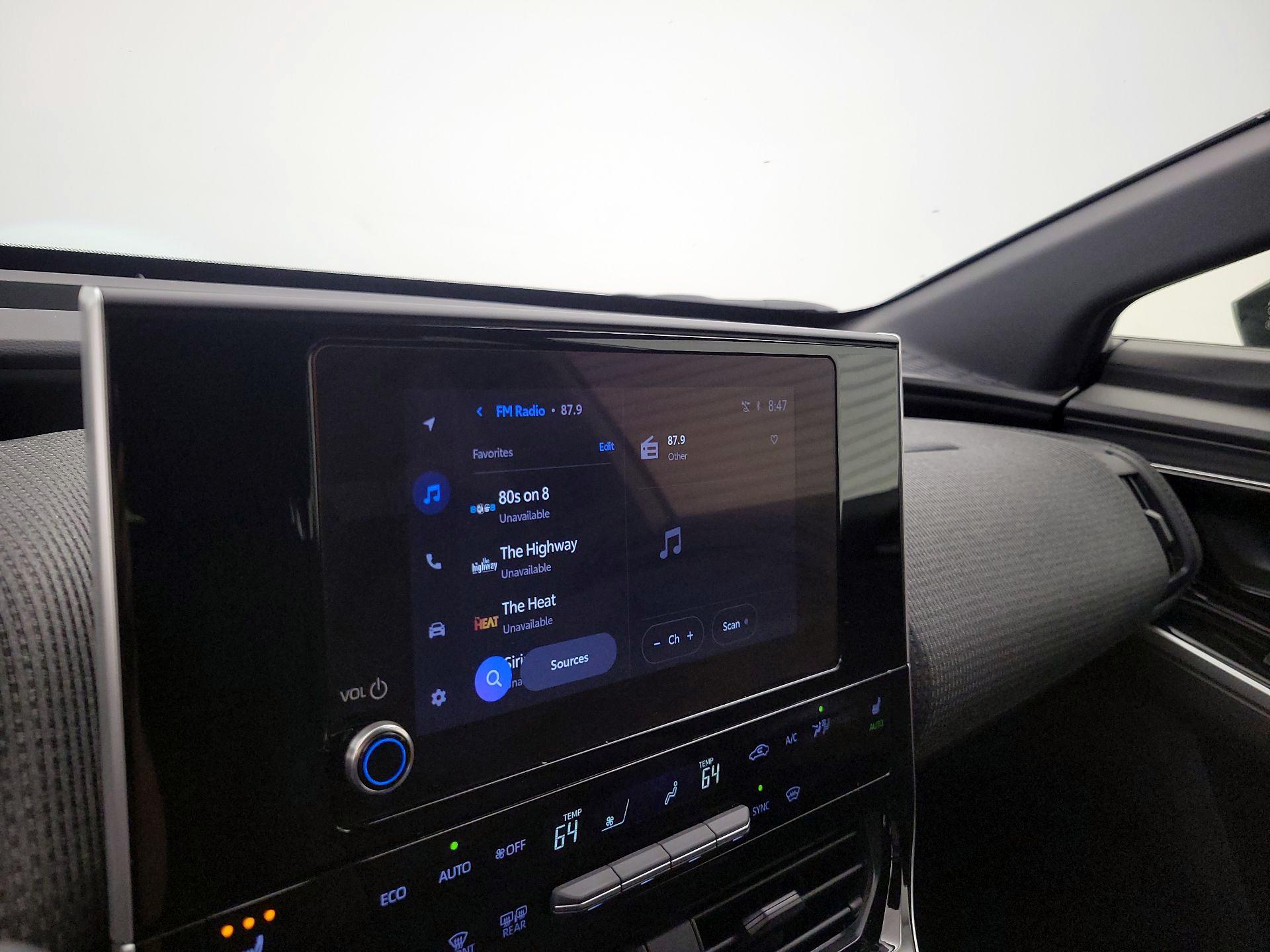 Thumbnail: 2025 Subaru Solterra - 15