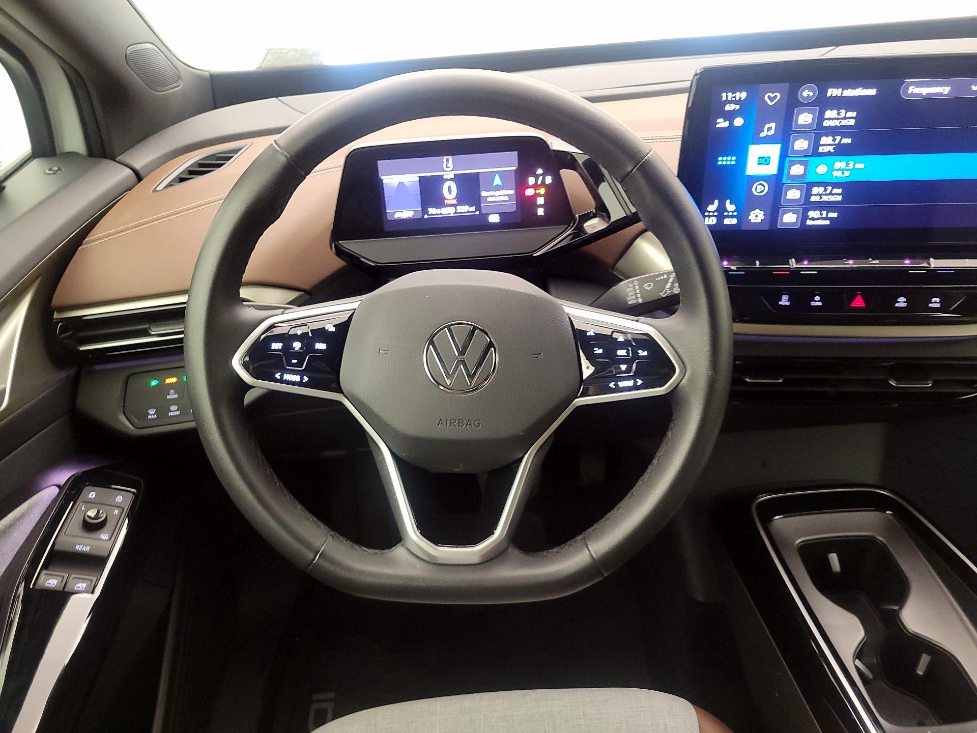 Thumbnail: 2023 Volkswagen ID.4 - 10