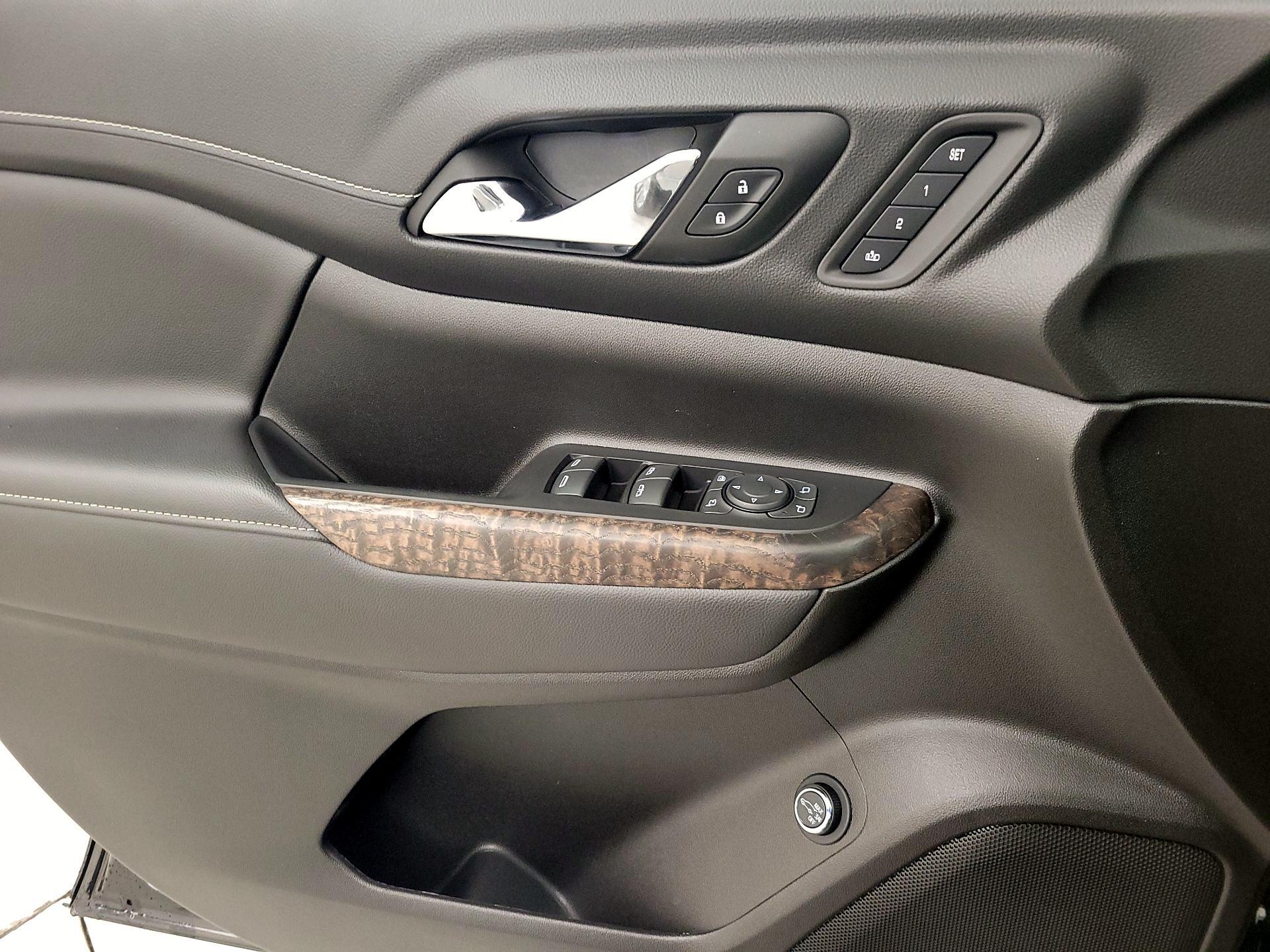 Thumbnail: 2023 GMC Acadia - 12