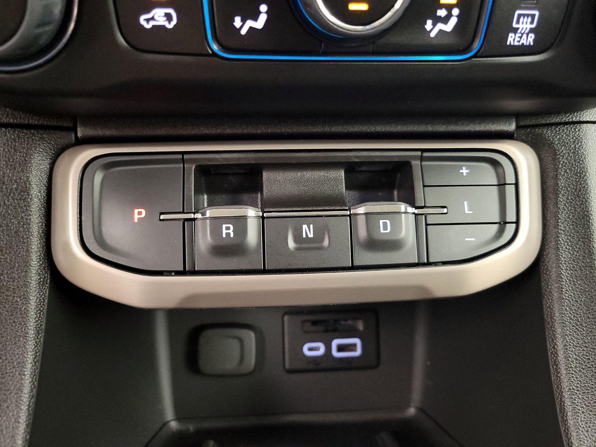 Thumbnail: 2023 GMC Acadia - 17