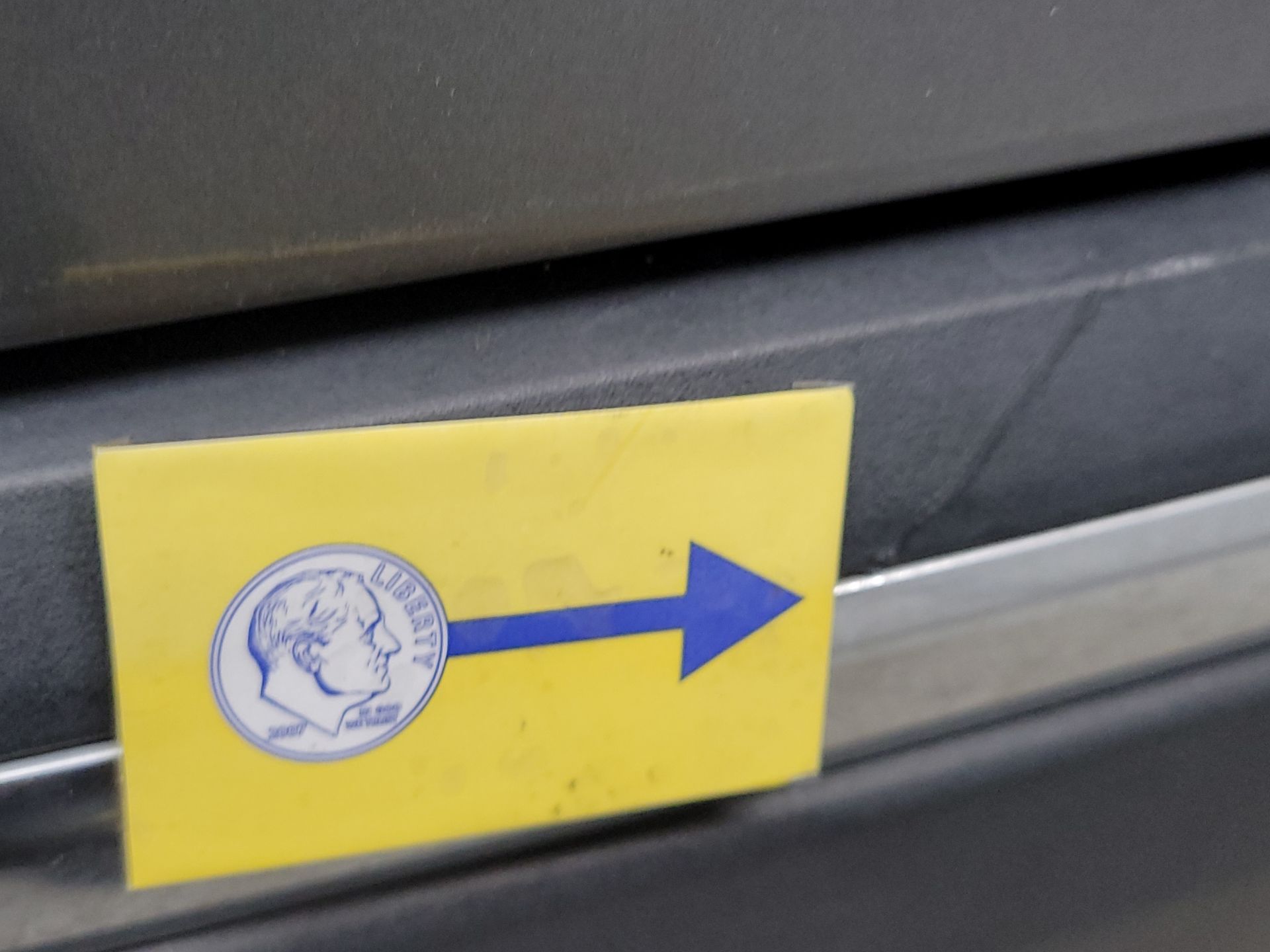 Thumbnail: 2023 Cadillac XT5 - 18