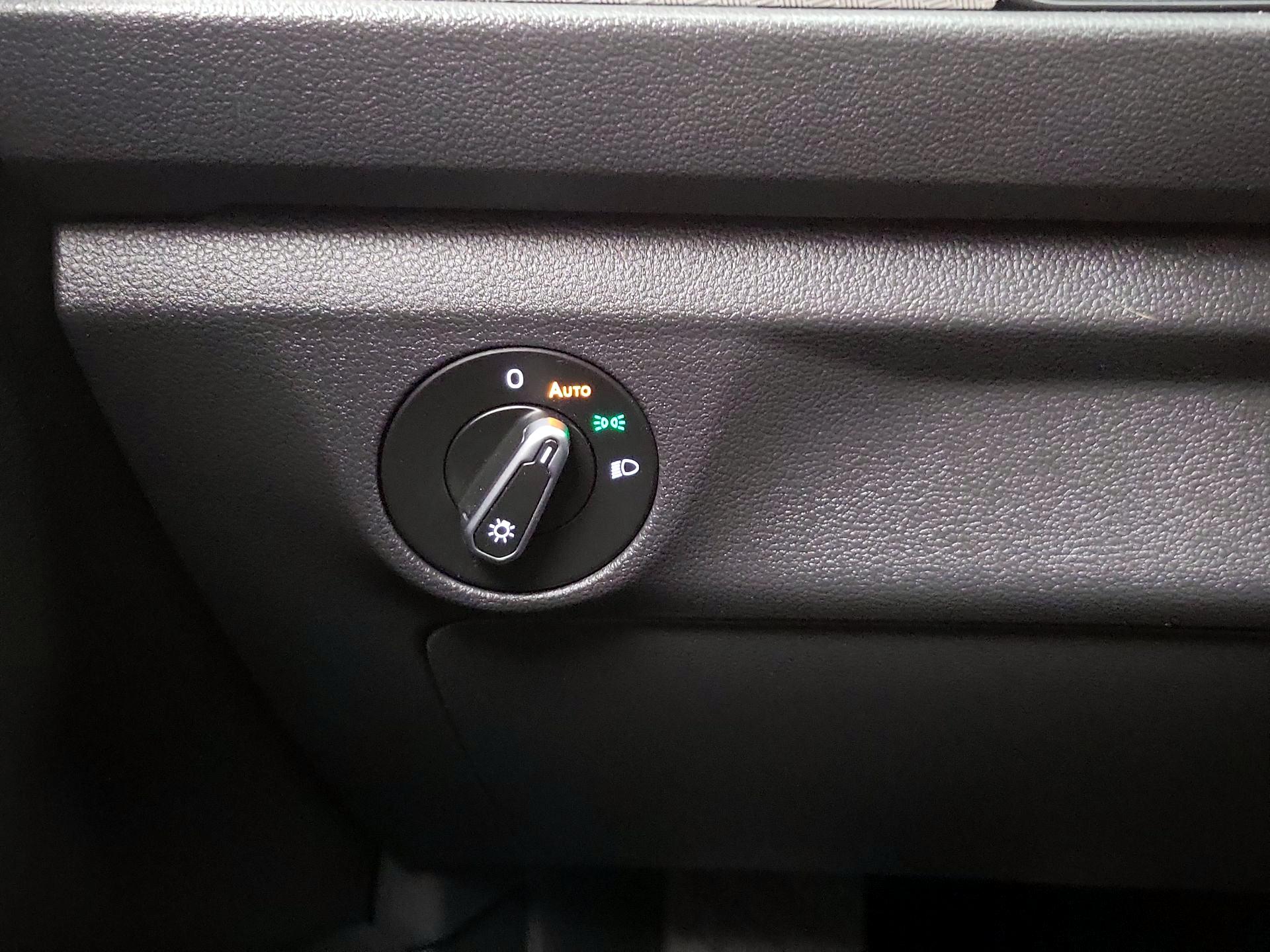 Thumbnail: 2021 Volkswagen Jetta - 13