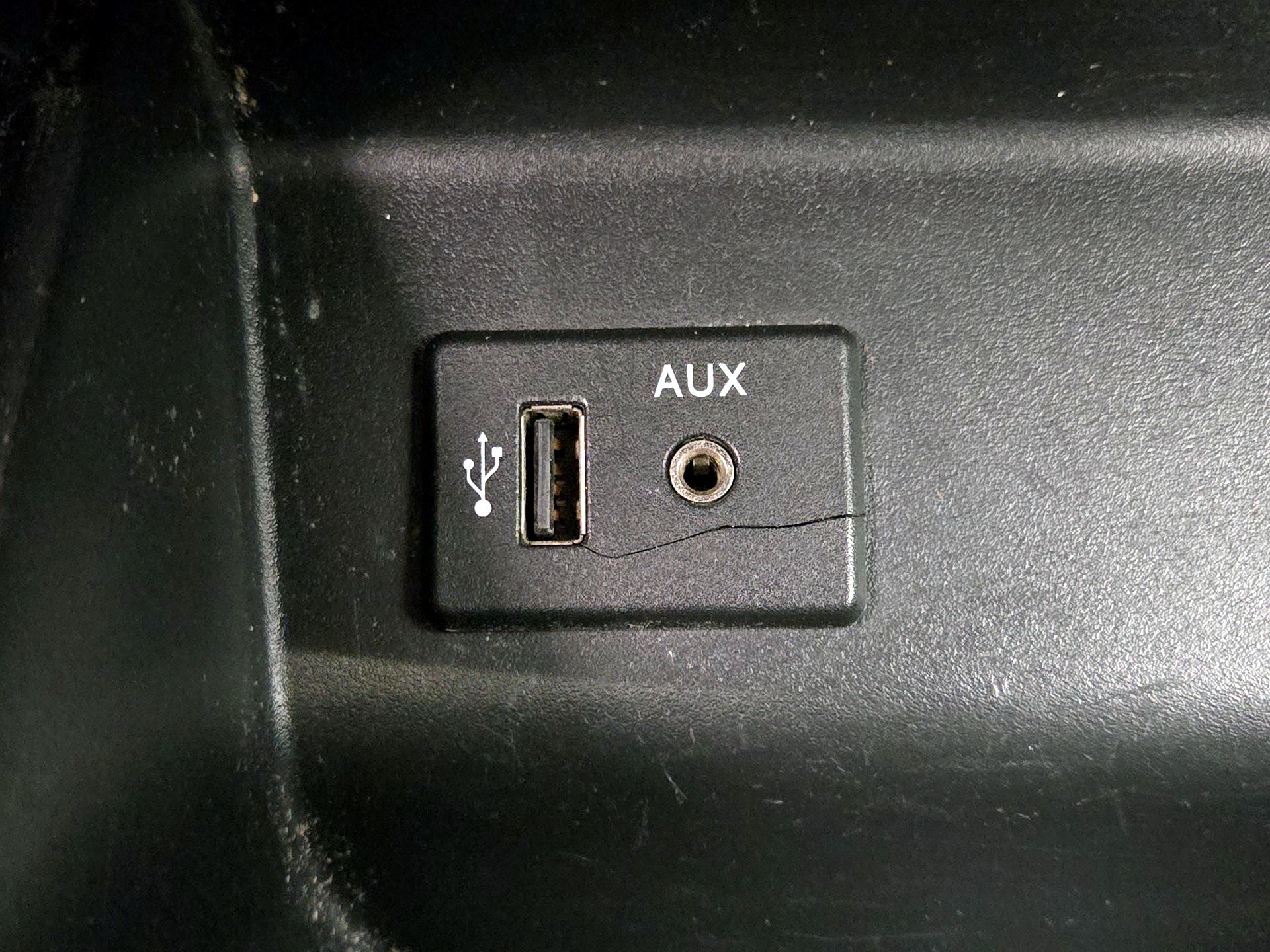 Thumbnail: 2016 Nissan Altima - 19