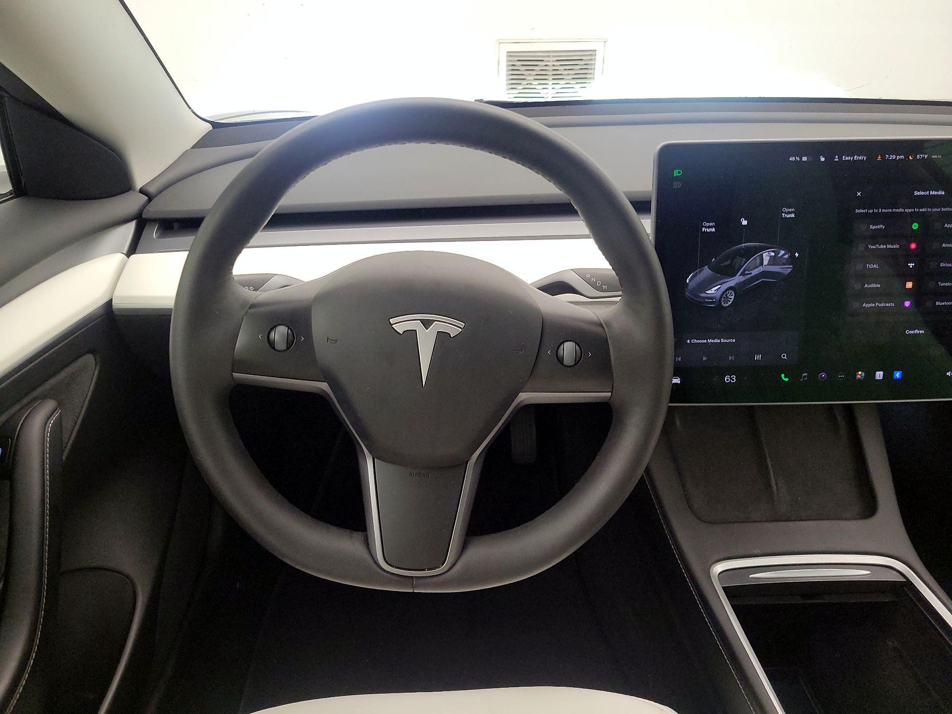 Thumbnail: 2022 Tesla Model 3 - 10