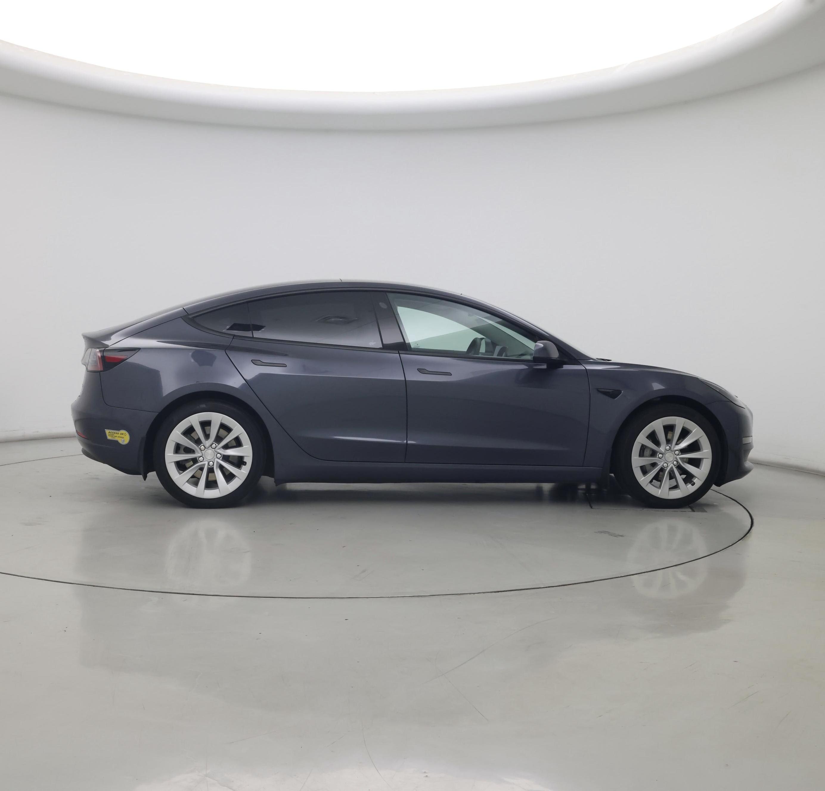 Thumbnail: 2022 Tesla Model 3 - 7