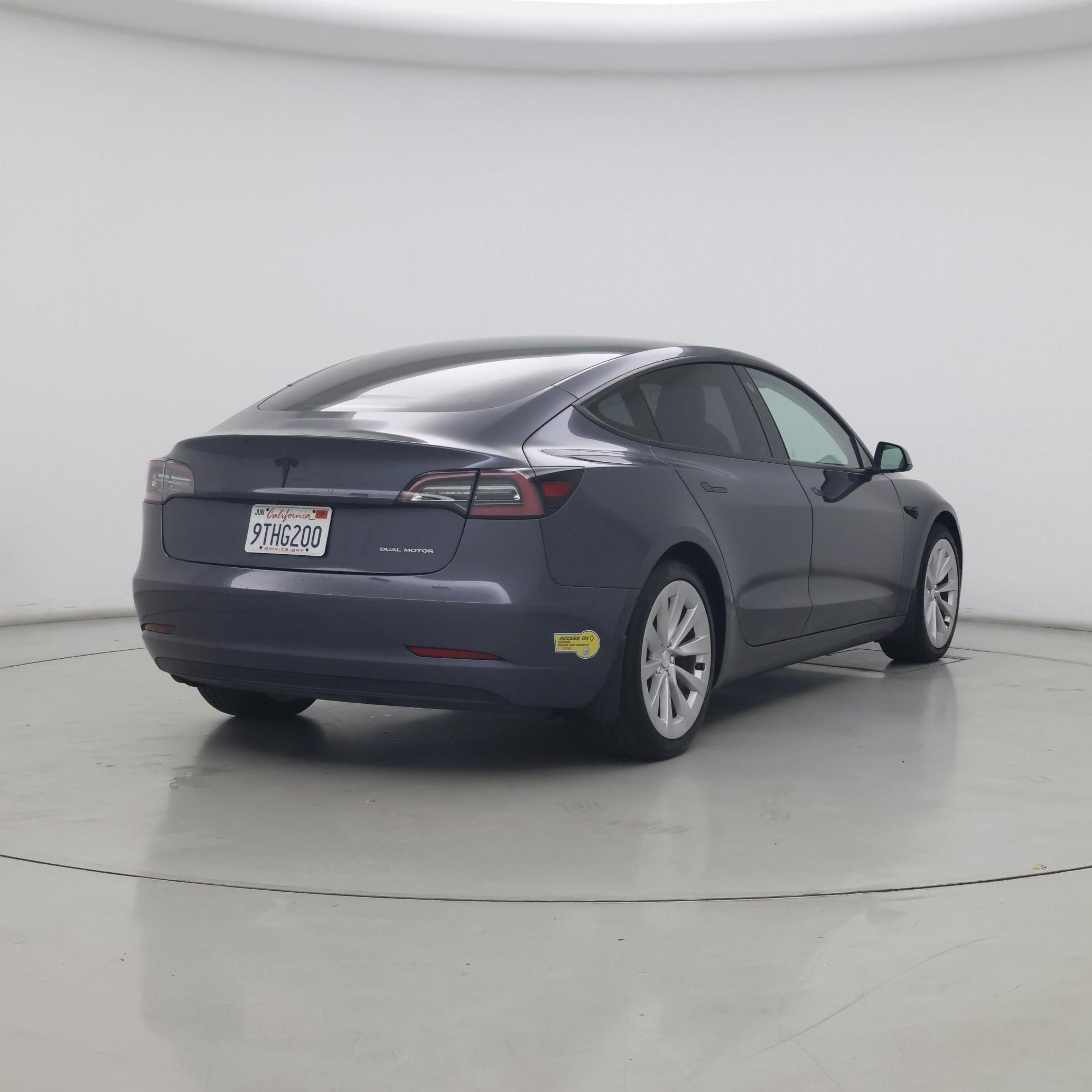 Thumbnail: 2022 Tesla Model 3 - 8