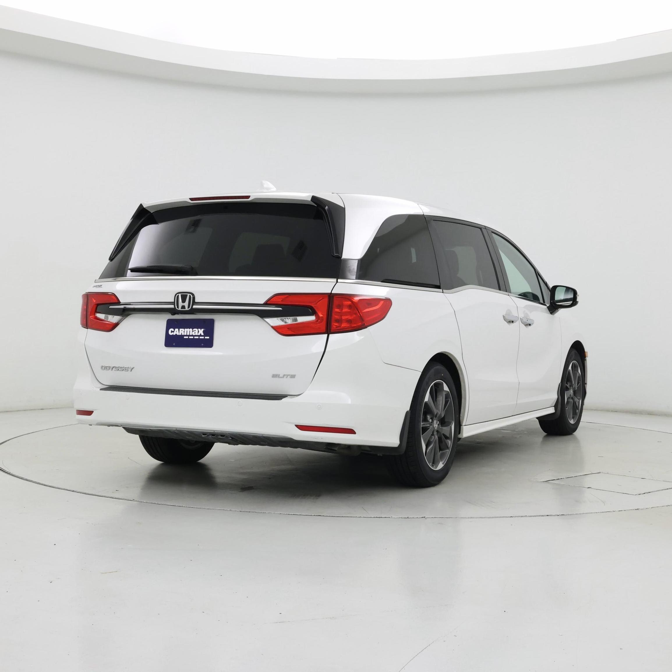 Thumbnail: 2023 Honda Odyssey - 8