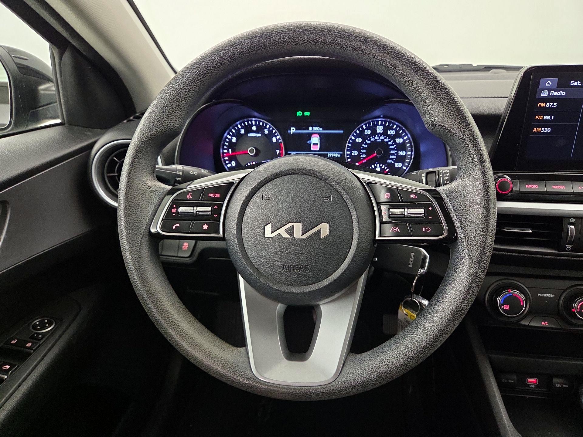 Thumbnail: 2022 Kia Forte - 10