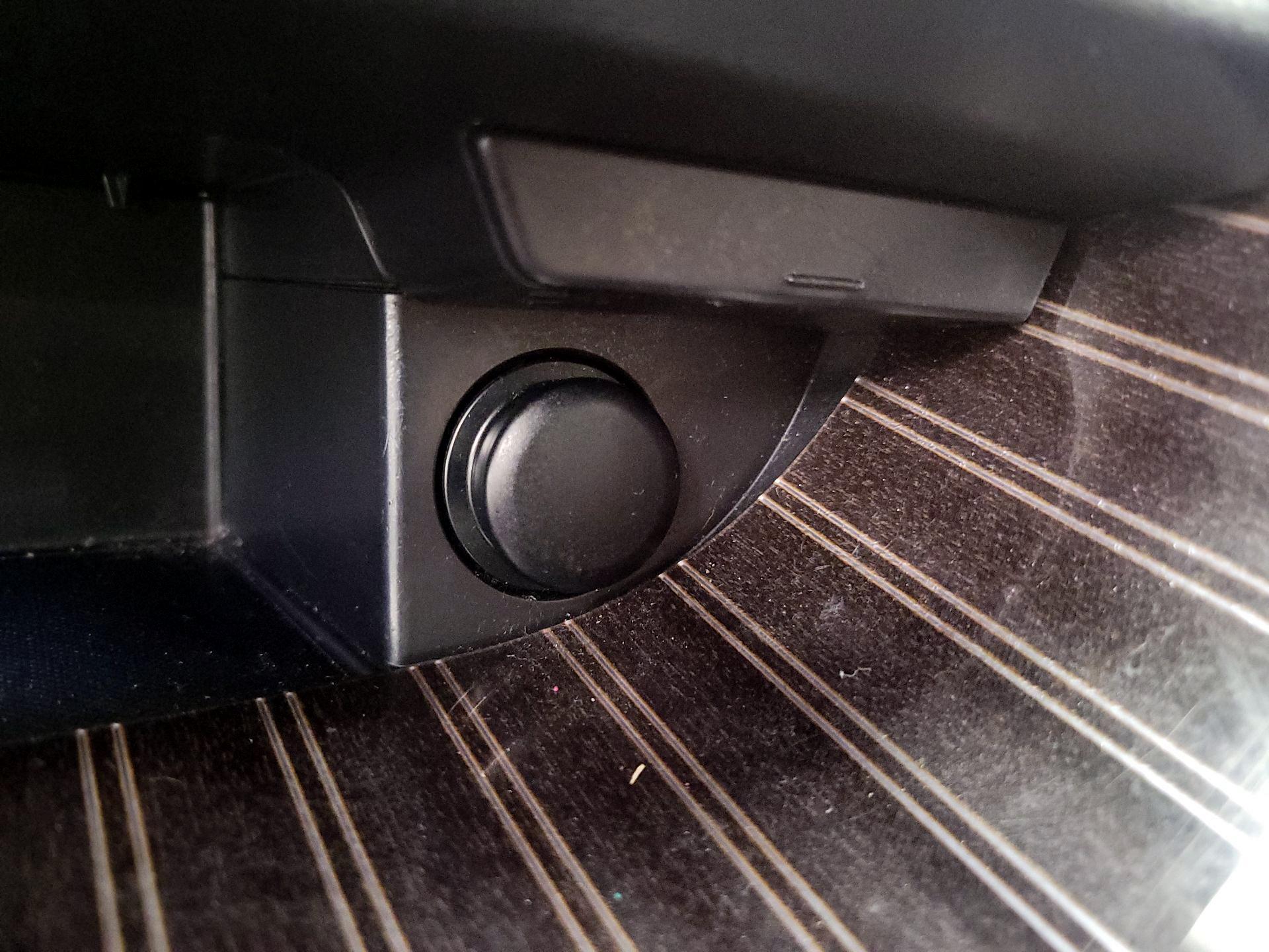 Thumbnail: 2019 Lexus RX - 18