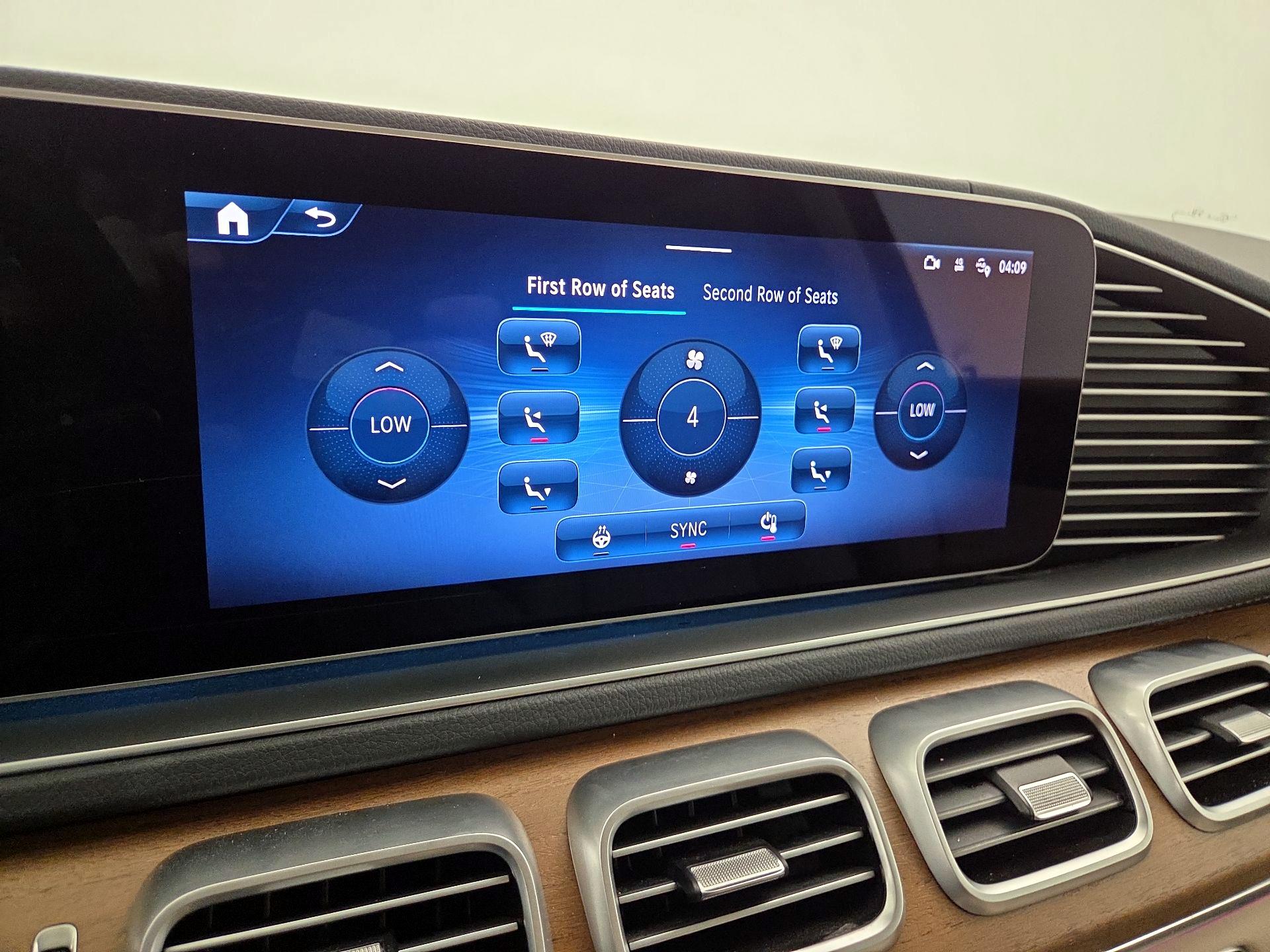 Thumbnail: 2024 Mercedes-Benz GLS - 17