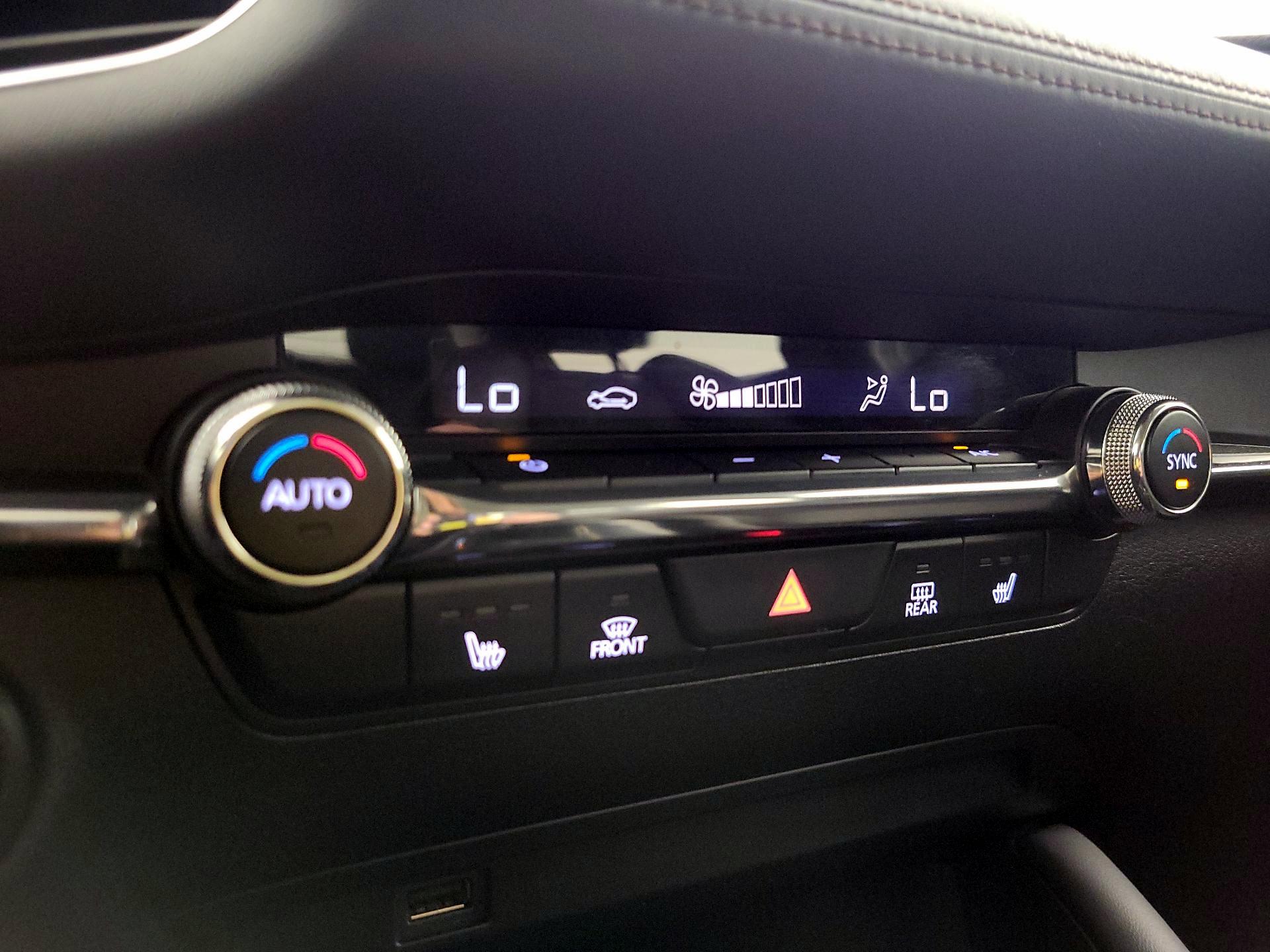 Thumbnail: 2020 Mazda Mazda3 - 17