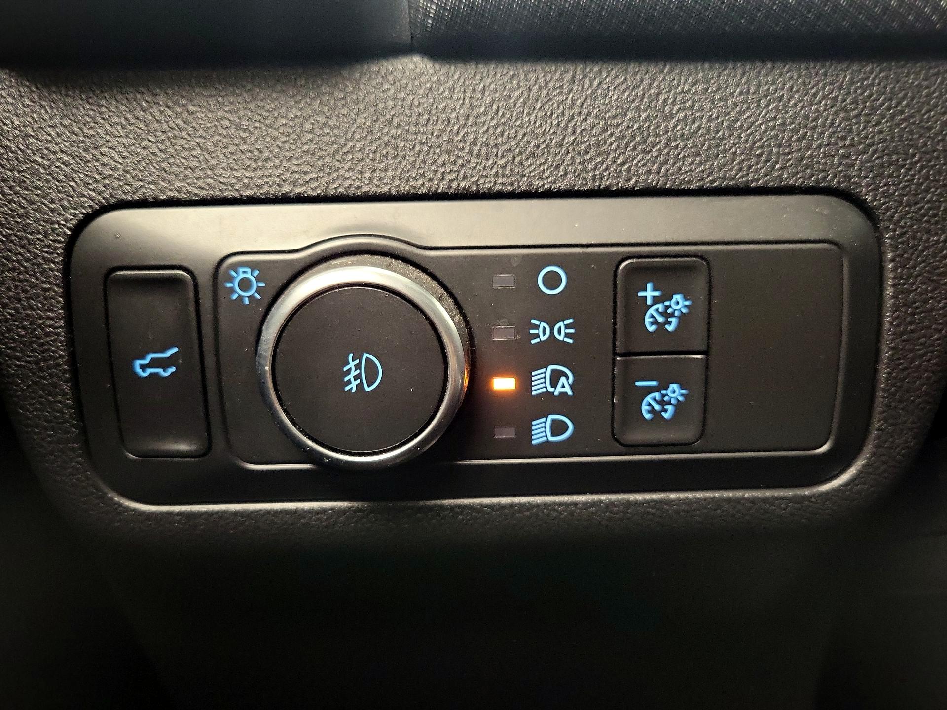 Thumbnail: 2021 Ford Bronco Sport - 13