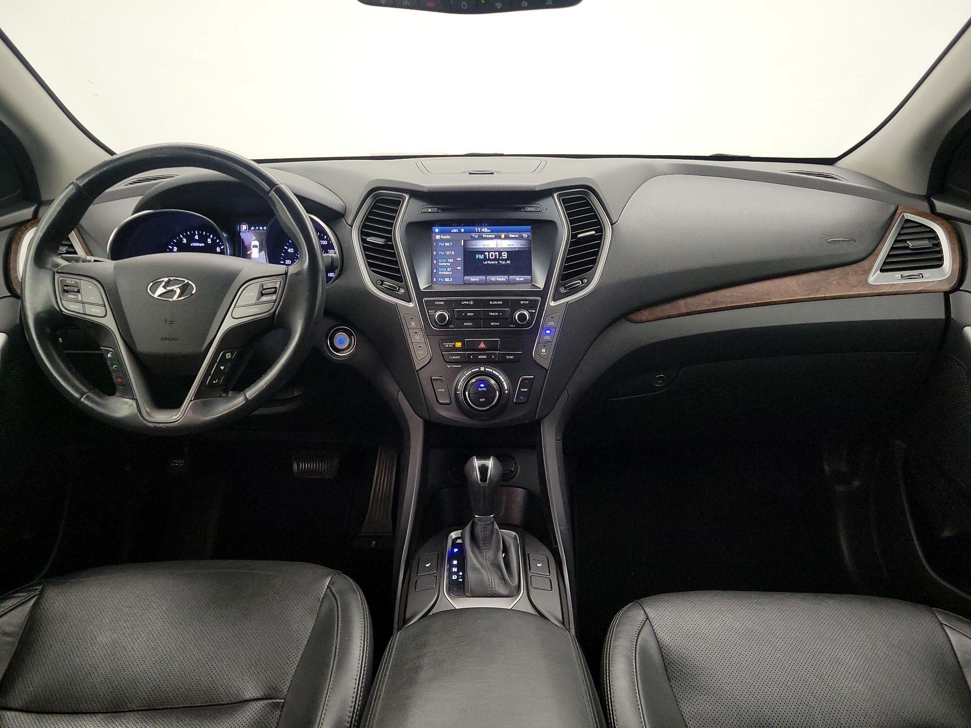 Thumbnail: 2017 Hyundai Santa Fe - 9