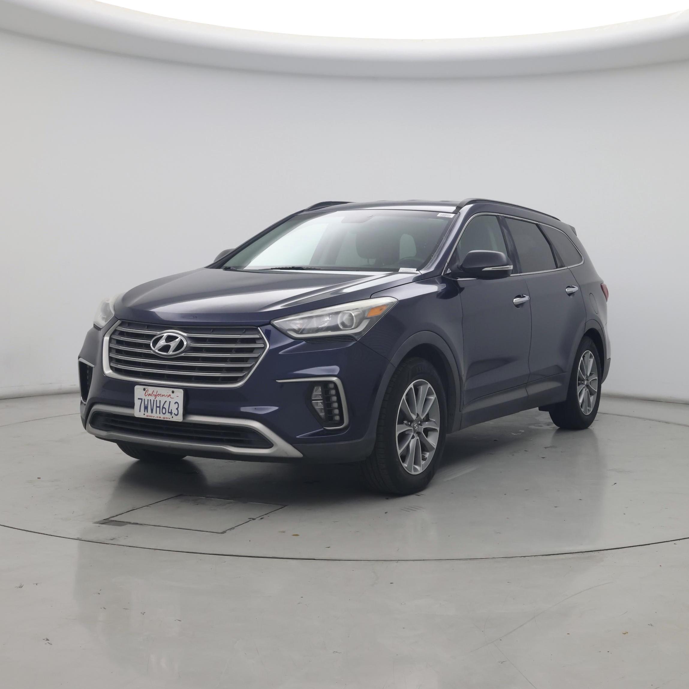 Thumbnail: 2017 Hyundai Santa Fe - 4