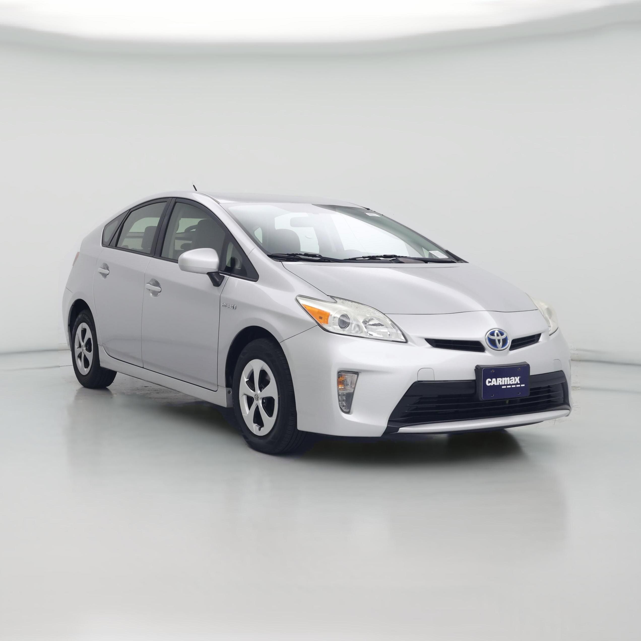 Thumbnail: 2015 Toyota Prius - 1