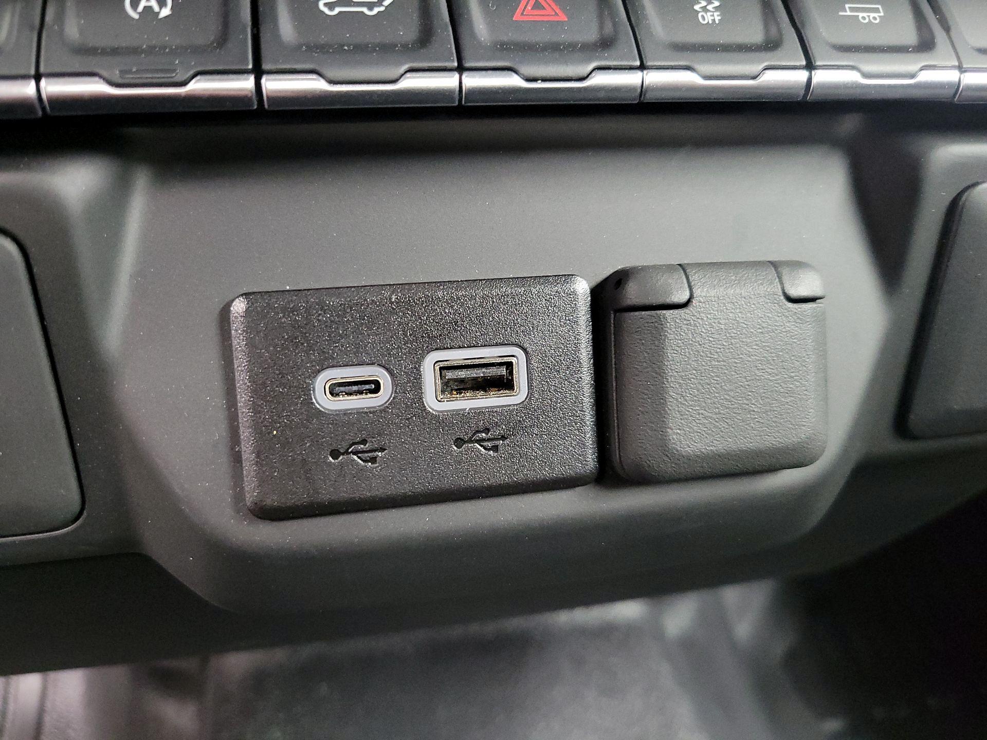 Thumbnail: 2024 GMC Sierra 1500 - 18