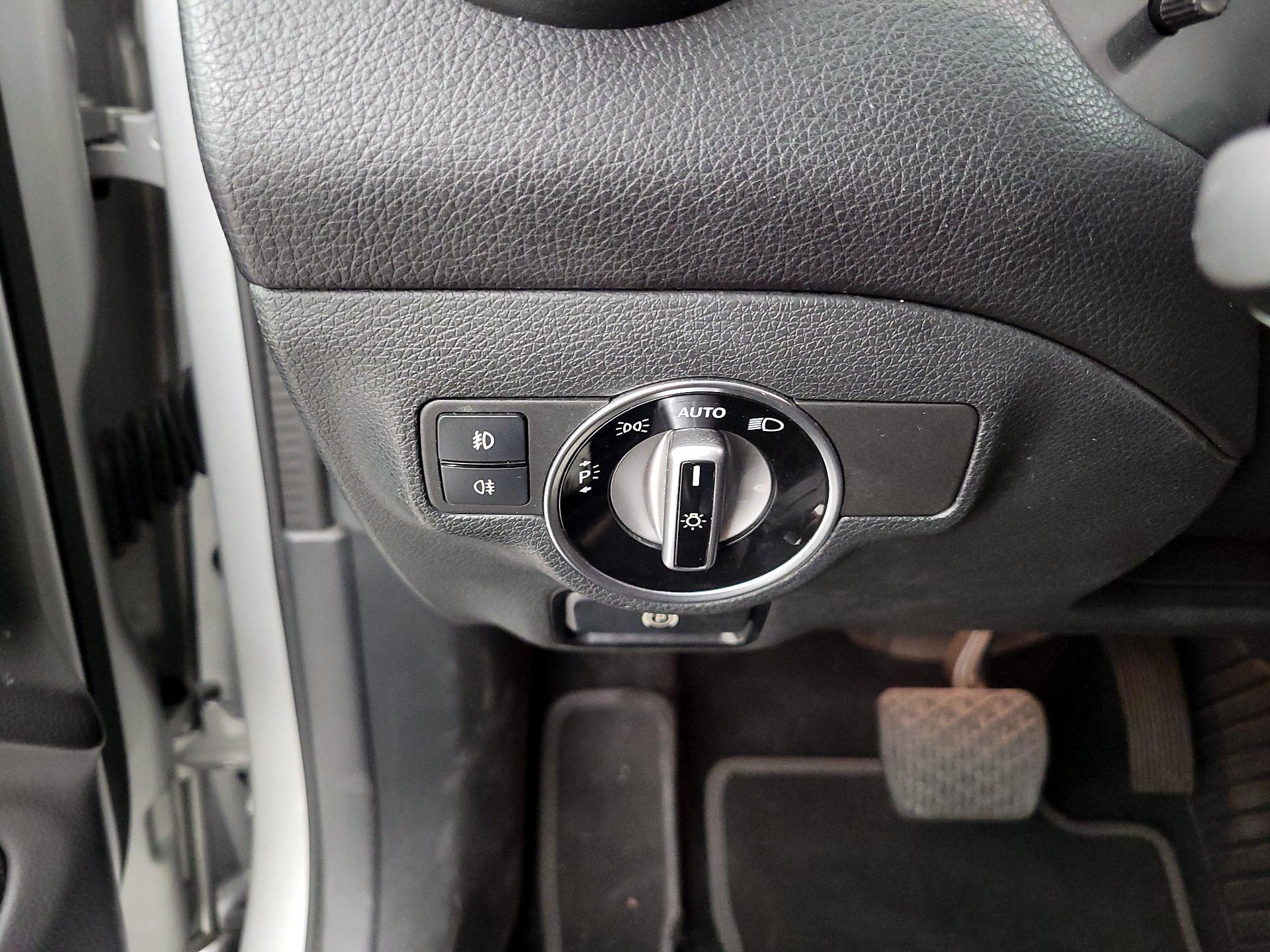 Thumbnail: 2018 Mercedes-Benz GLA - 13