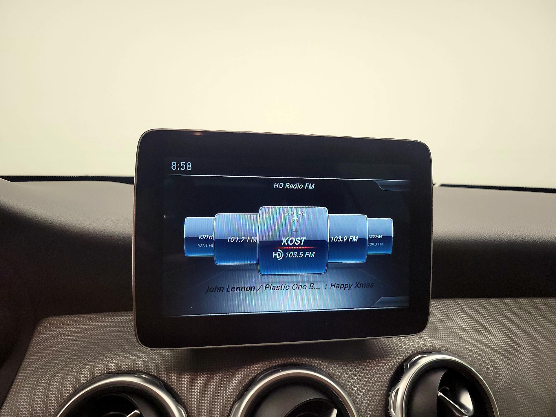 Thumbnail: 2018 Mercedes-Benz GLA - 15