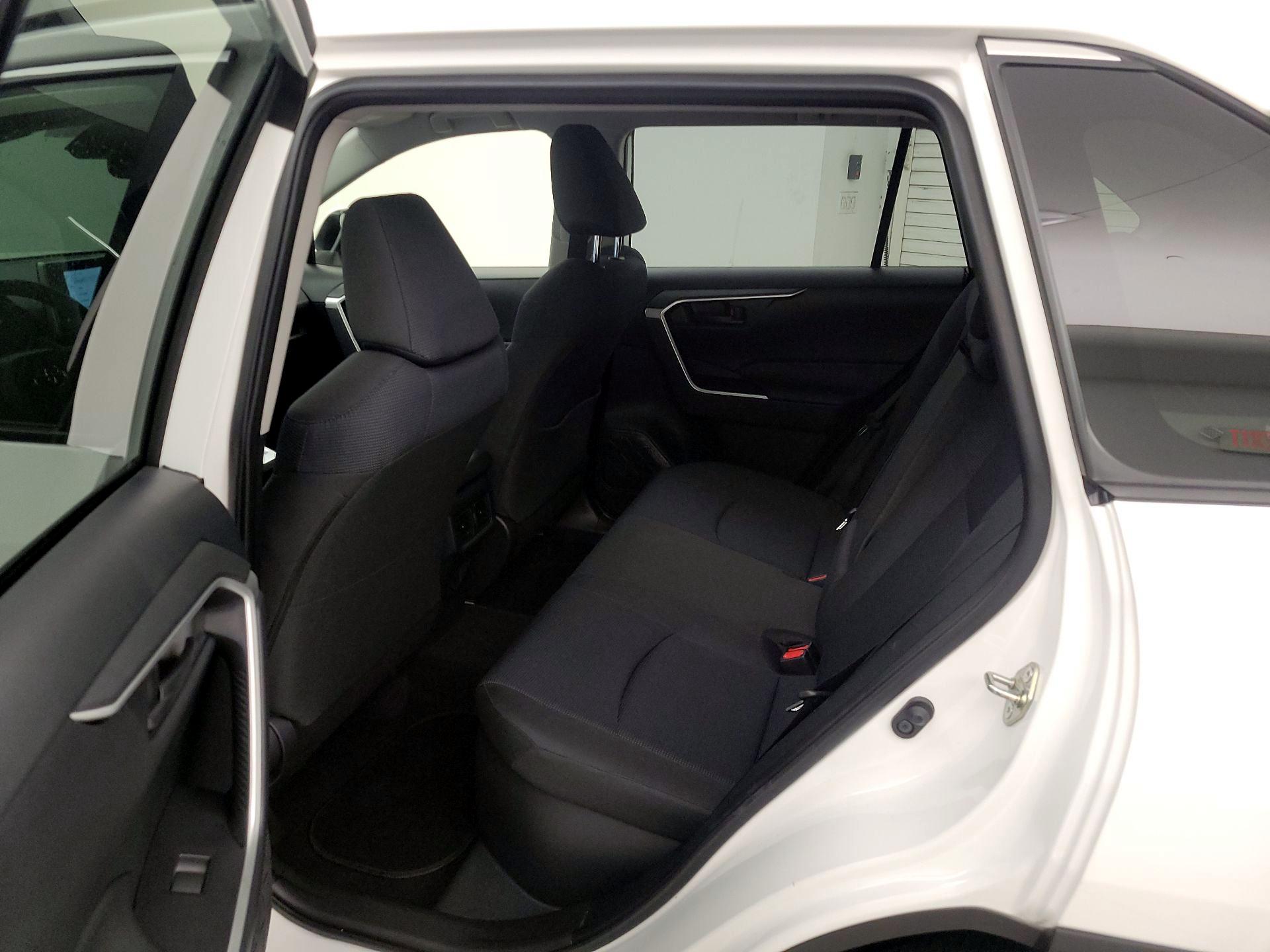 Thumbnail: 2025 Toyota RAV4 - 19