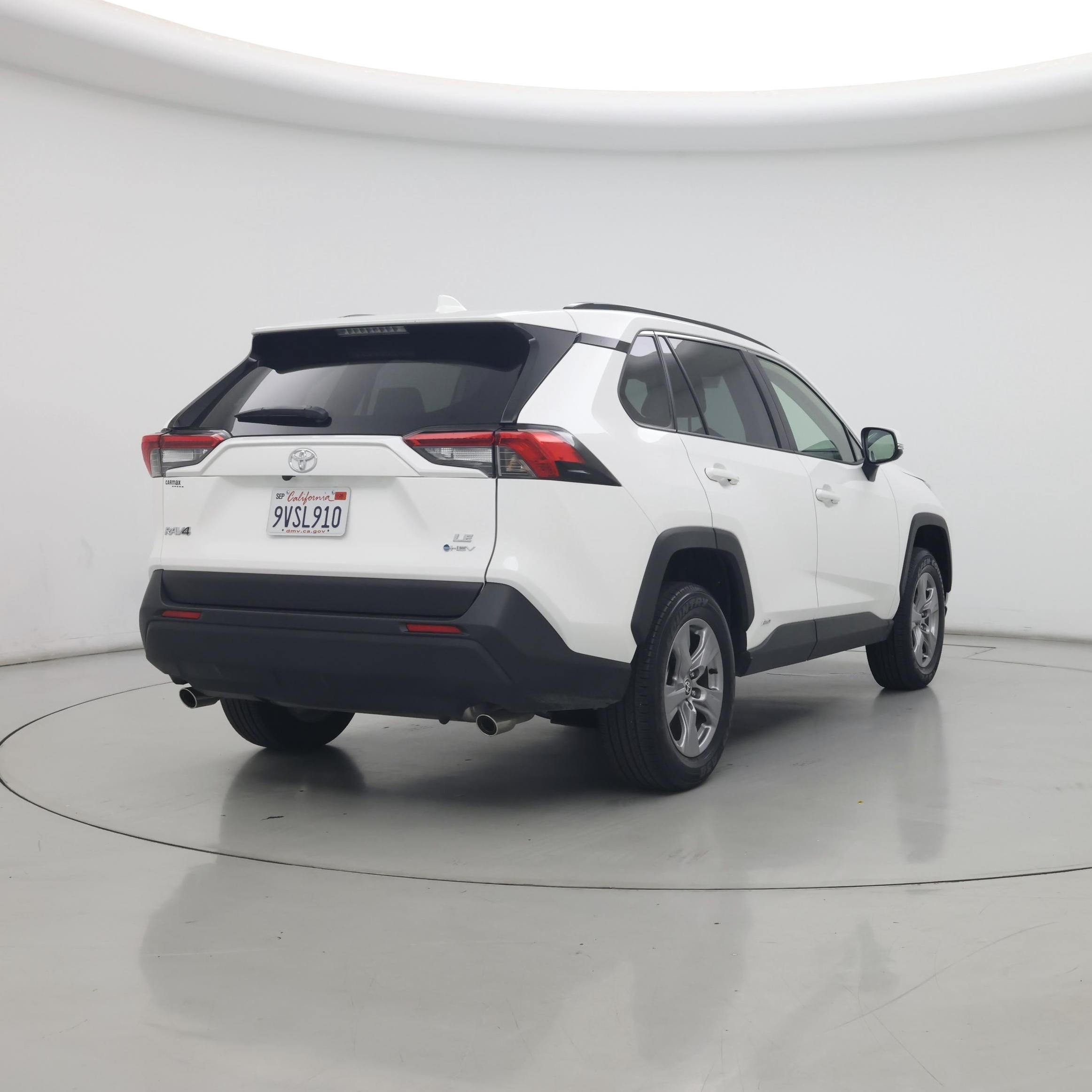 Thumbnail: 2025 Toyota RAV4 - 8