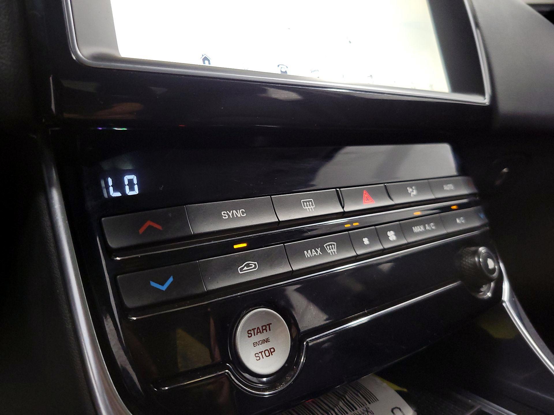 Thumbnail: 2019 Jaguar XE - 15