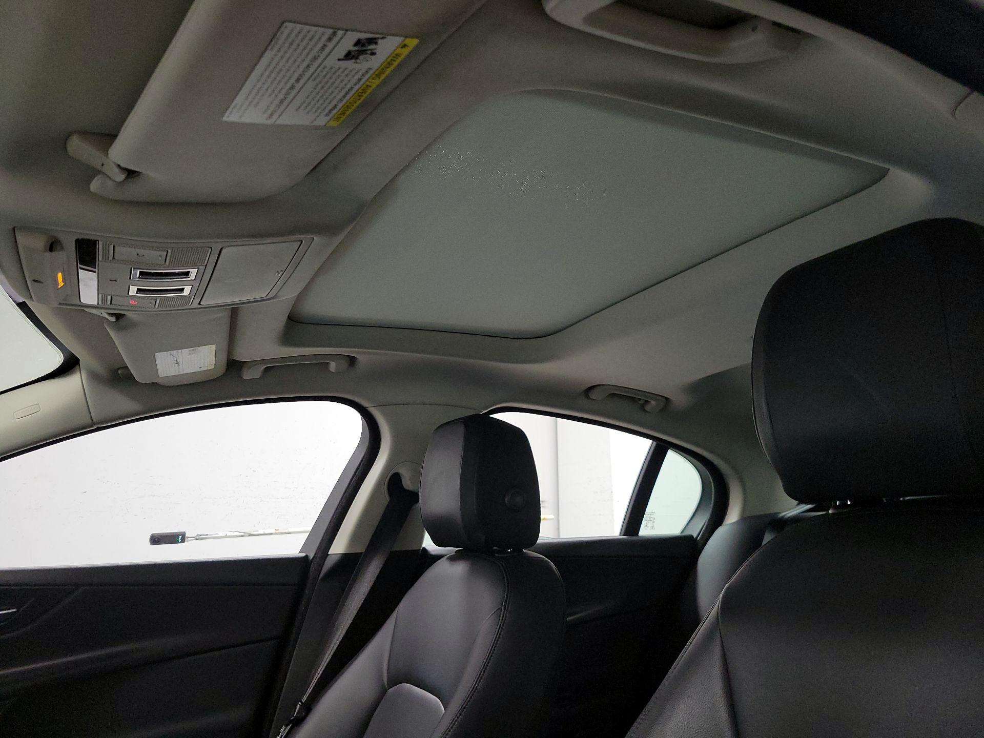 Thumbnail: 2019 Jaguar XE - 17