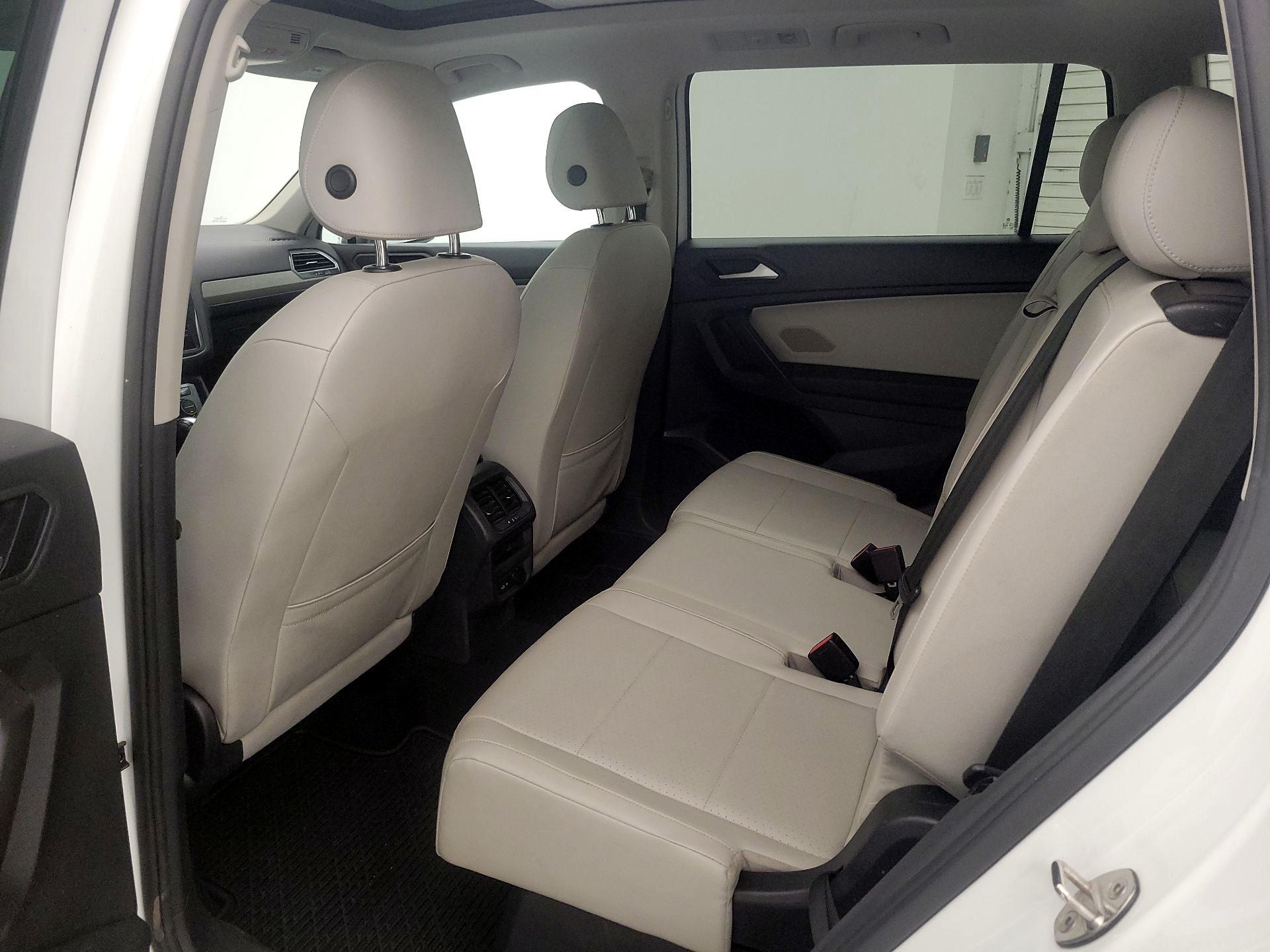 Thumbnail: 2021 Volkswagen Tiguan - 20