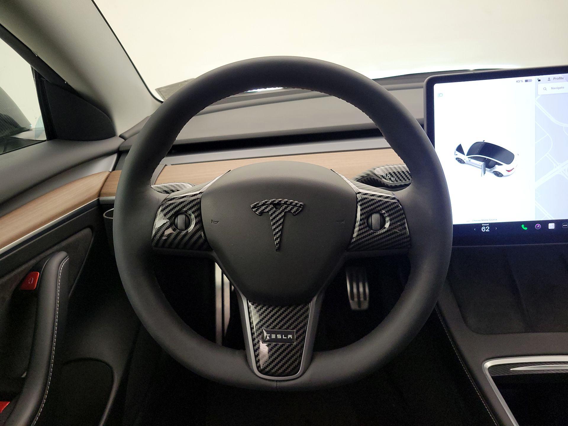 Thumbnail: 2021 Tesla Model 3 - 10