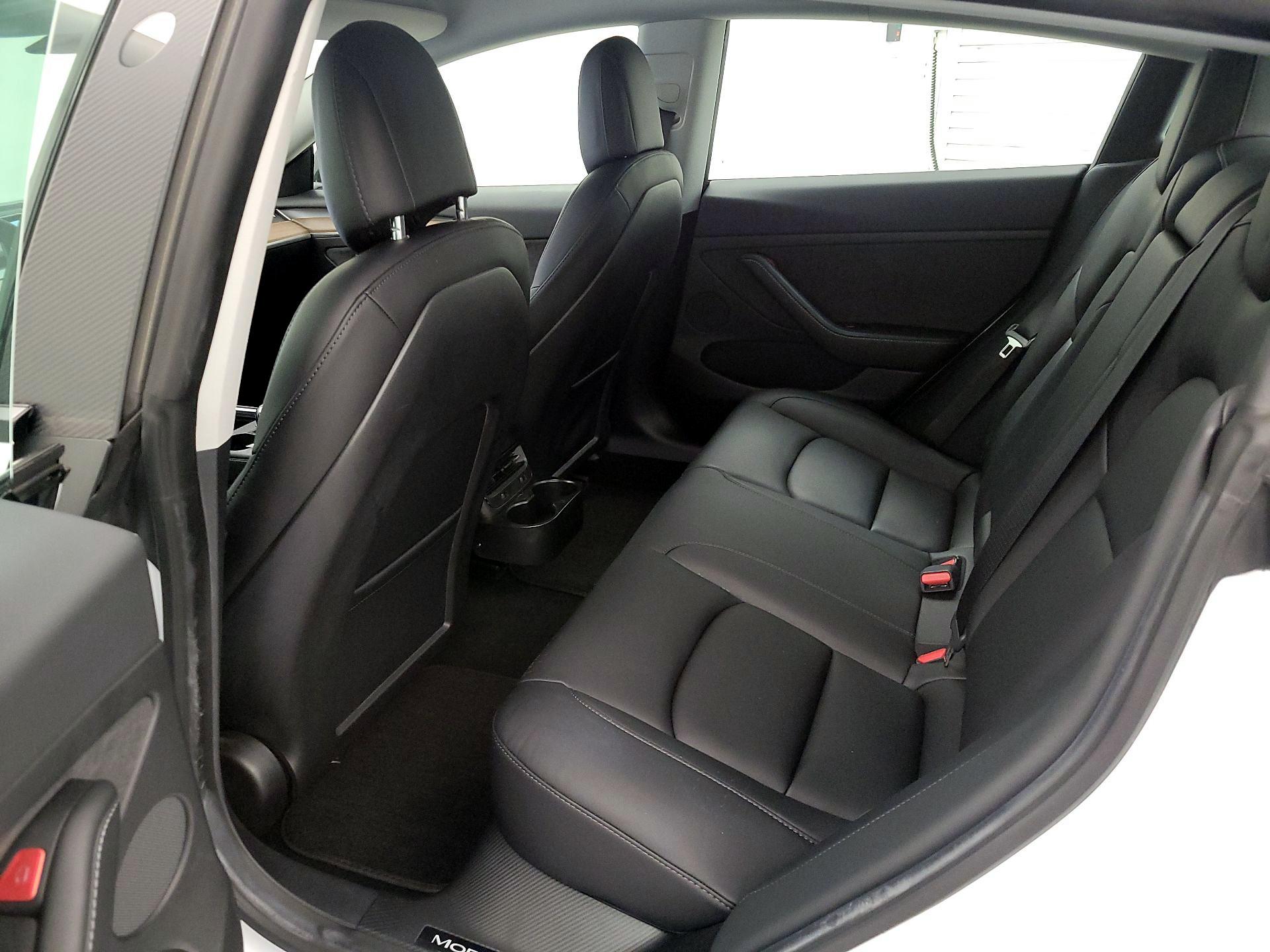 Thumbnail: 2021 Tesla Model 3 - 18