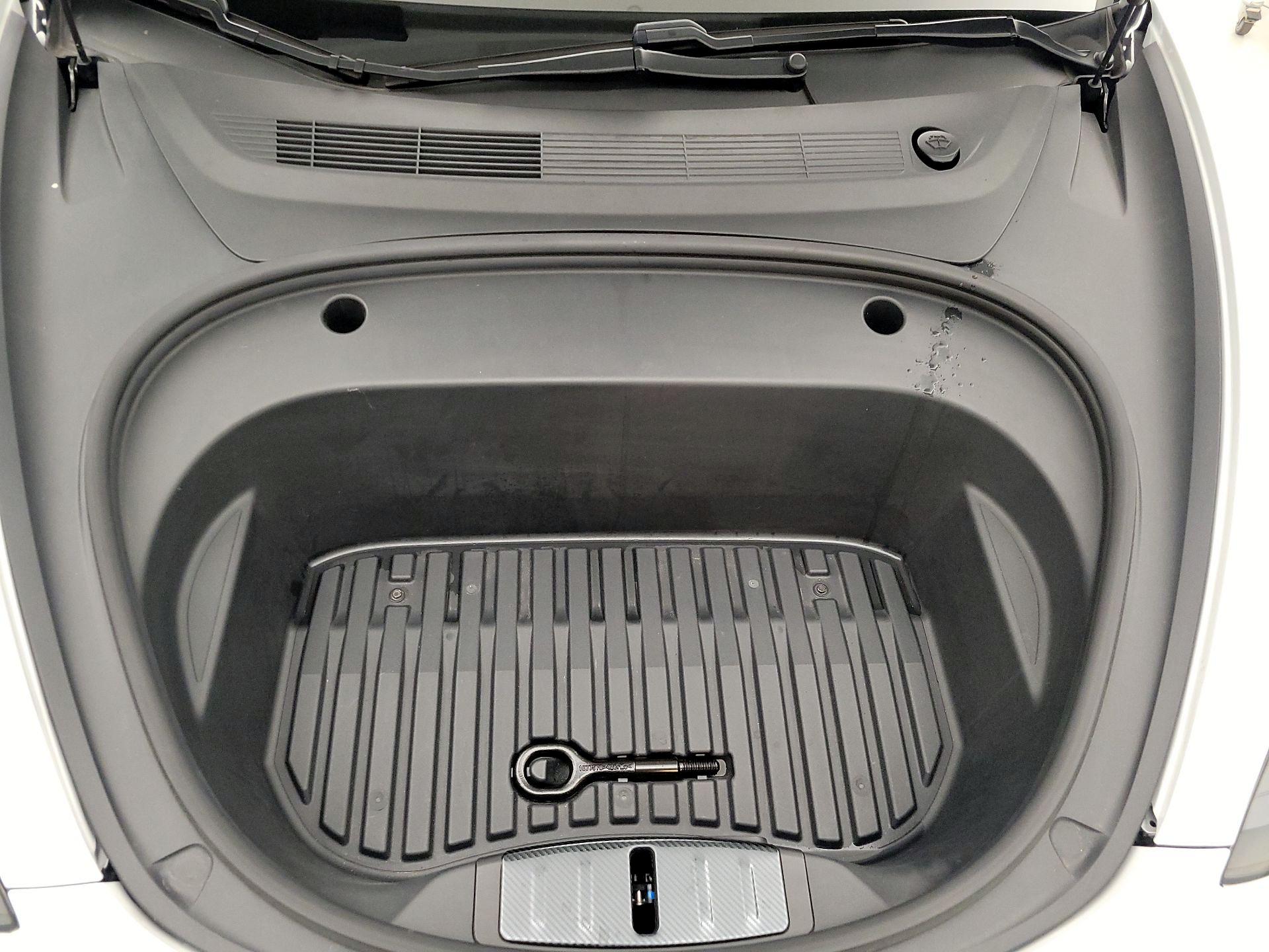 Thumbnail: 2021 Tesla Model 3 - 20