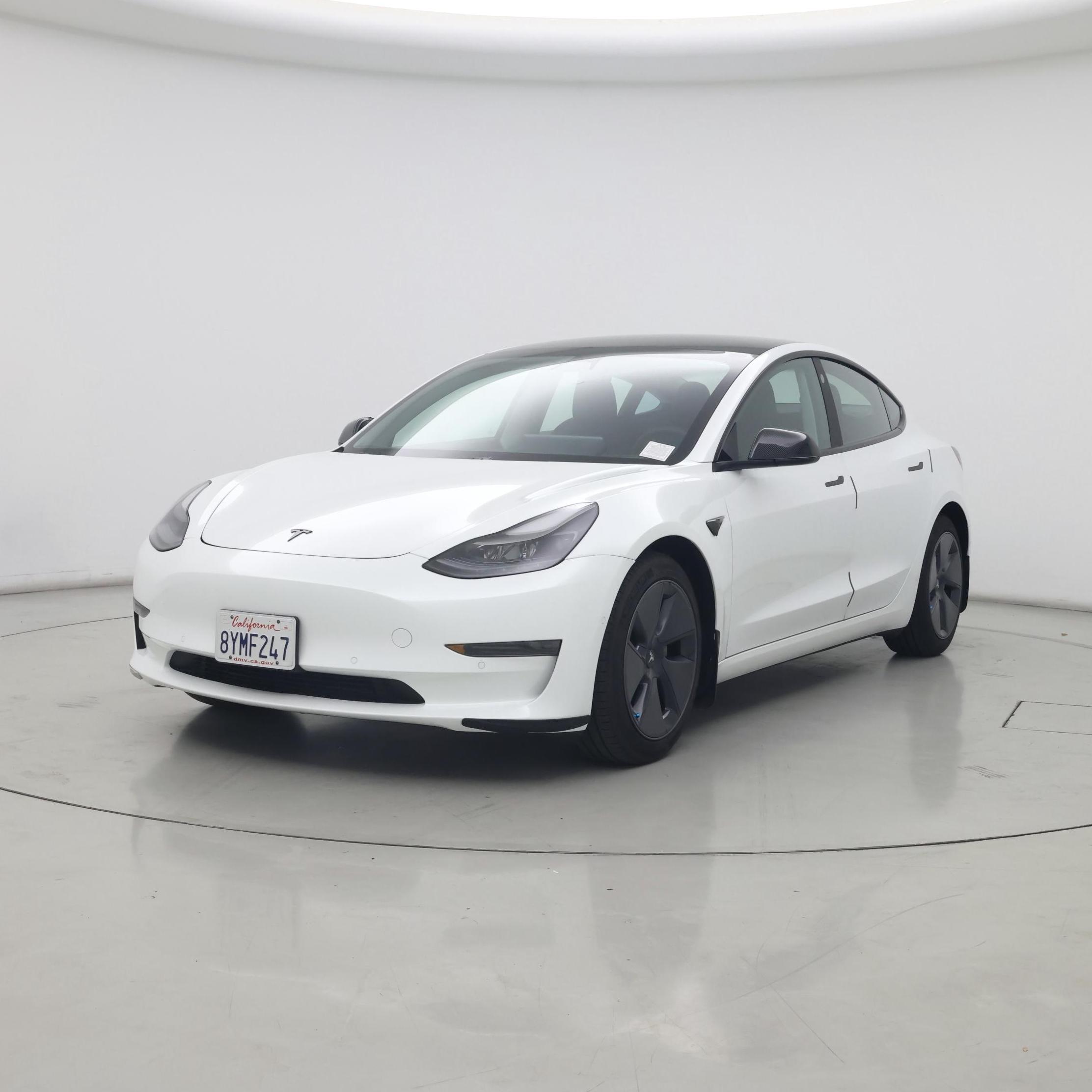 Thumbnail: 2021 Tesla Model 3 - 4