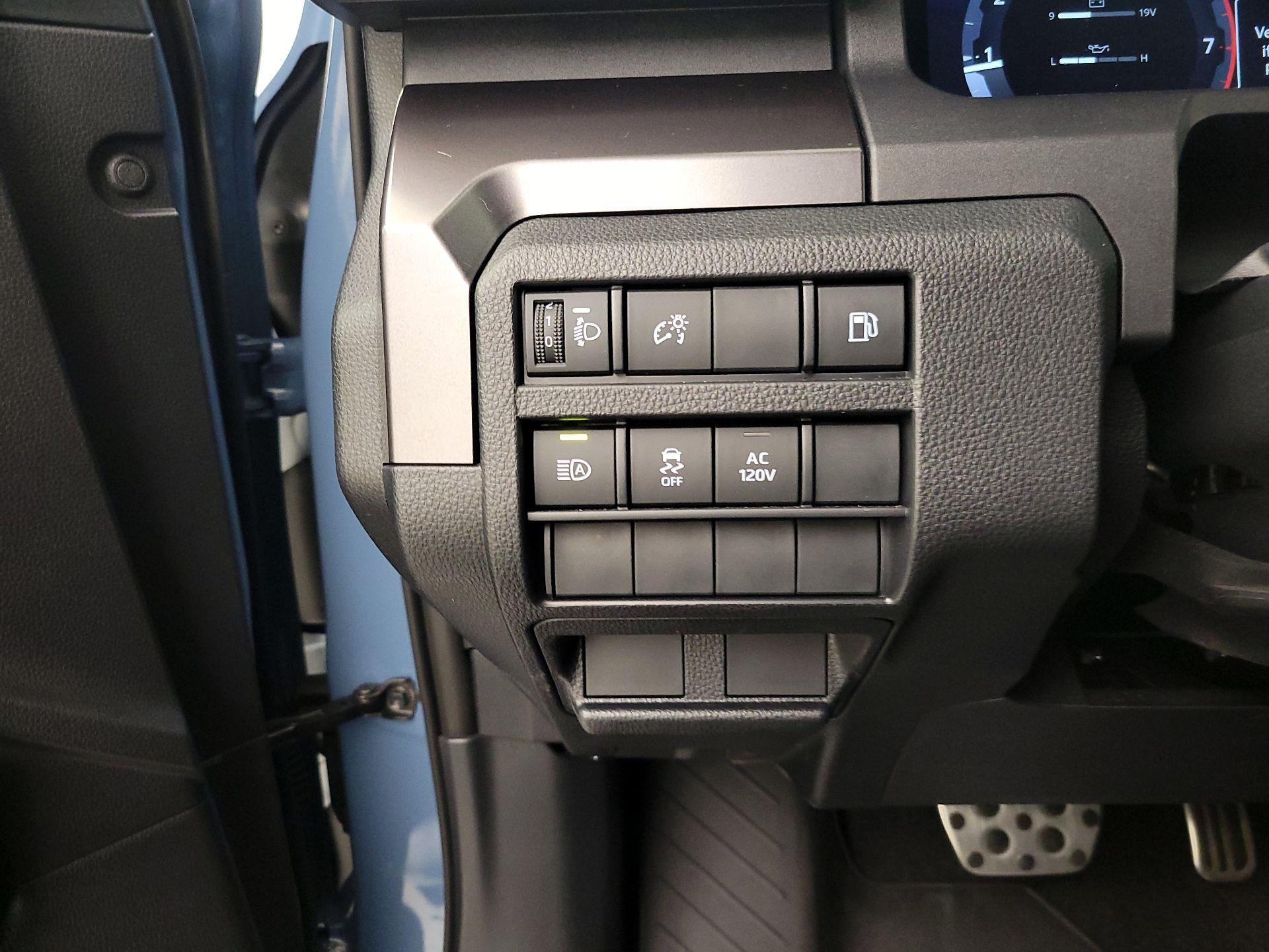 Thumbnail: 2025 Toyota 4Runner - 13