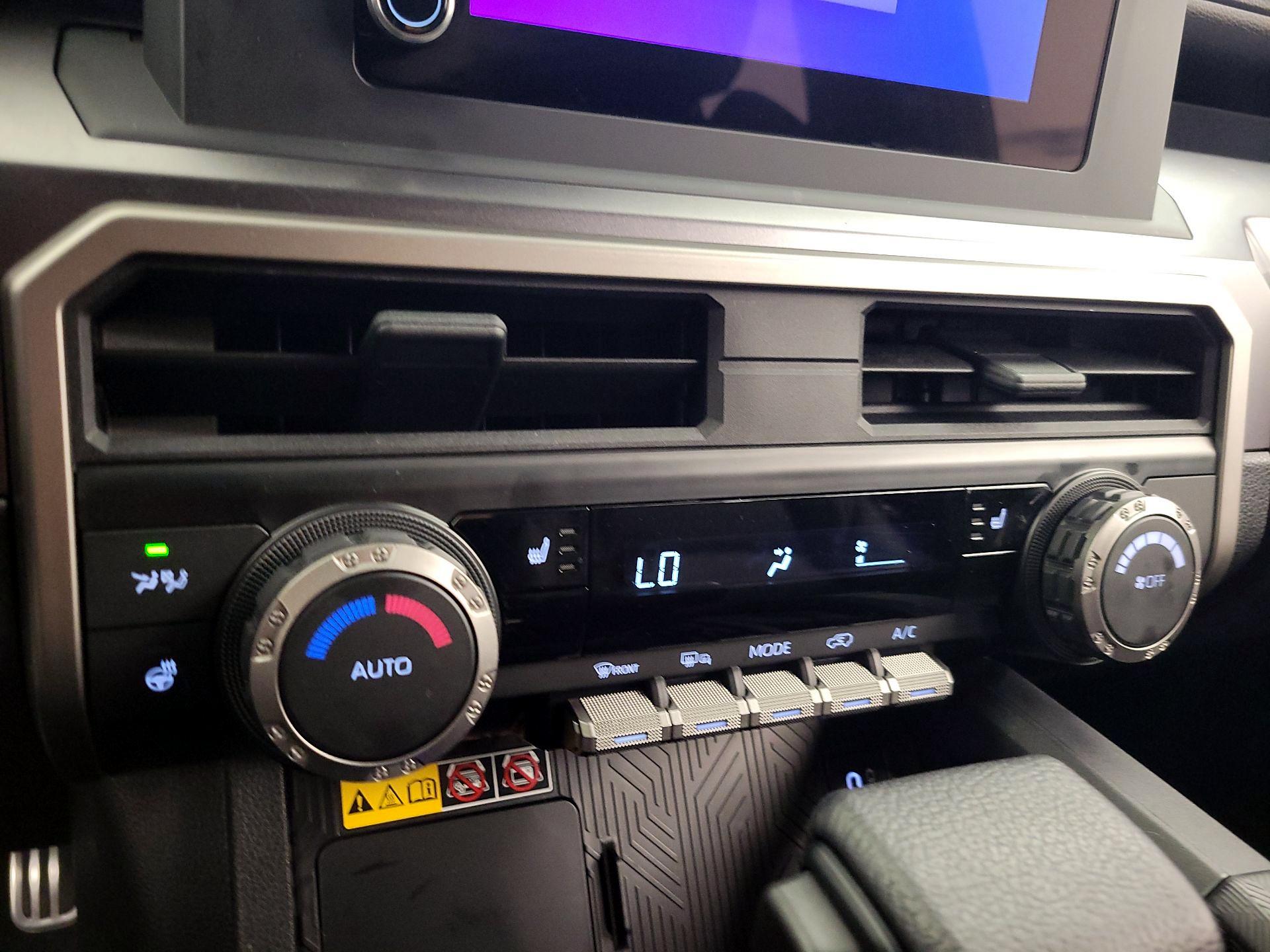 Thumbnail: 2025 Toyota 4Runner - 16