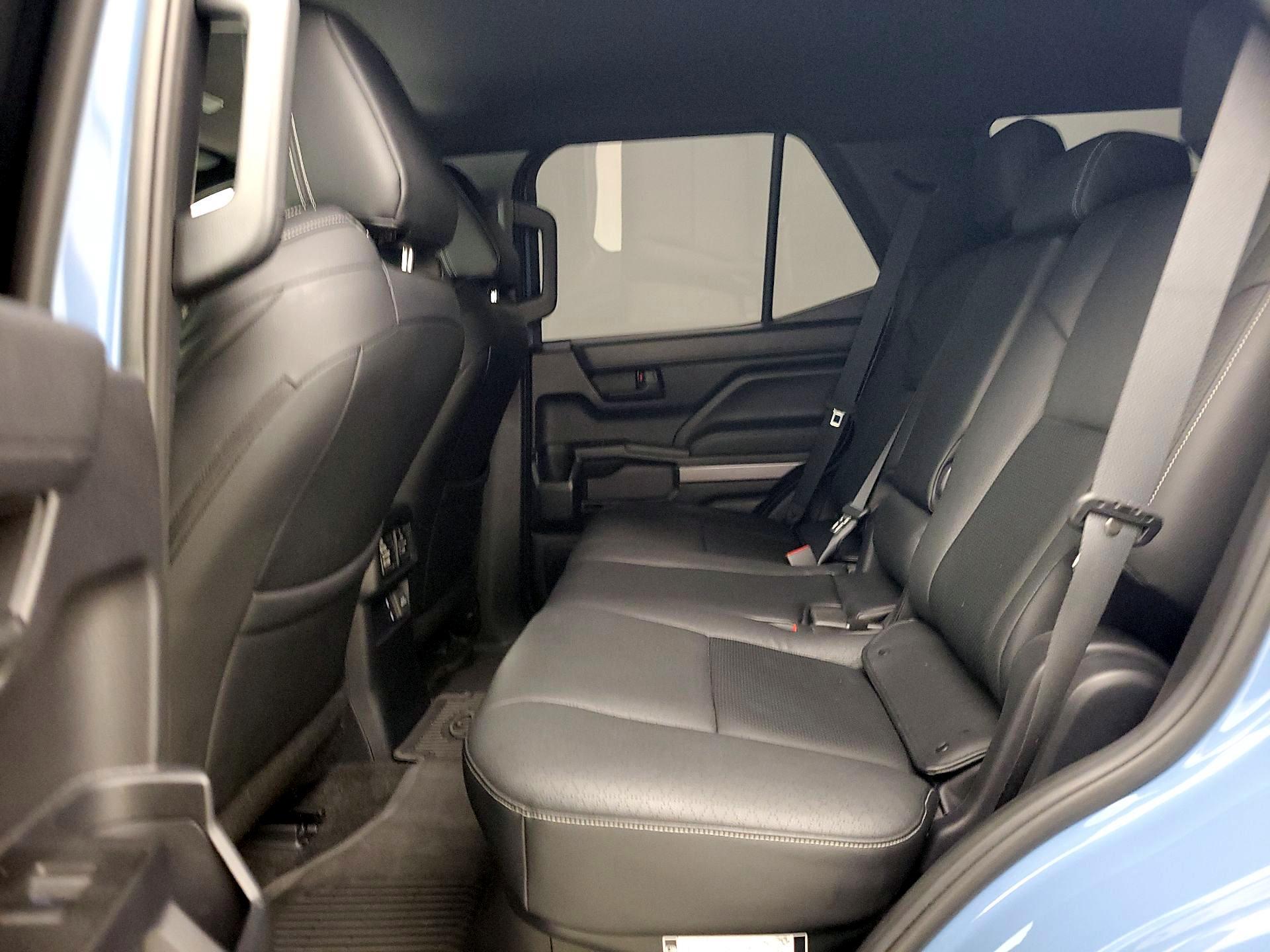 Thumbnail: 2025 Toyota 4Runner - 19