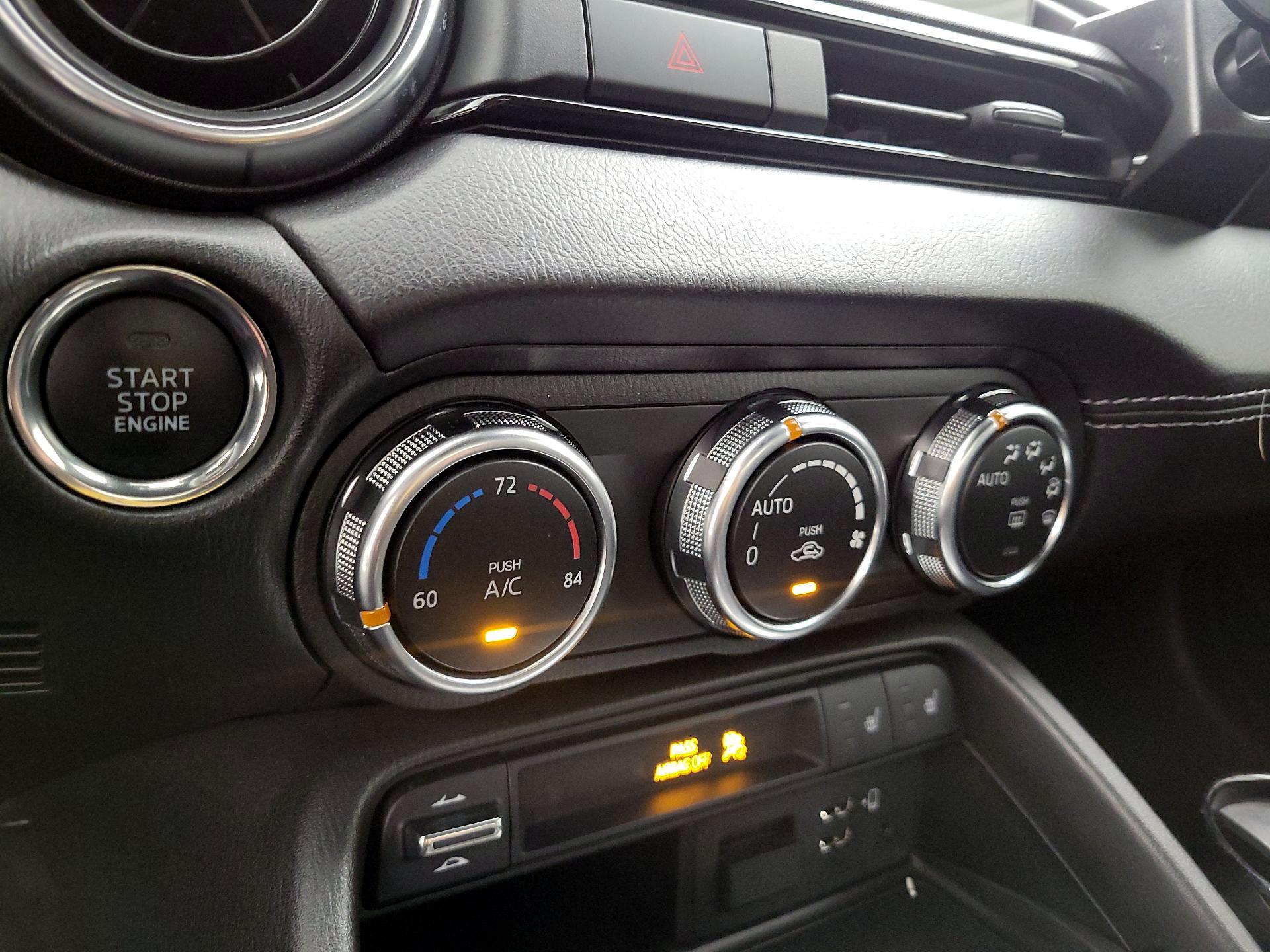 Thumbnail: 2023 Mazda MX-5 Miata - 16