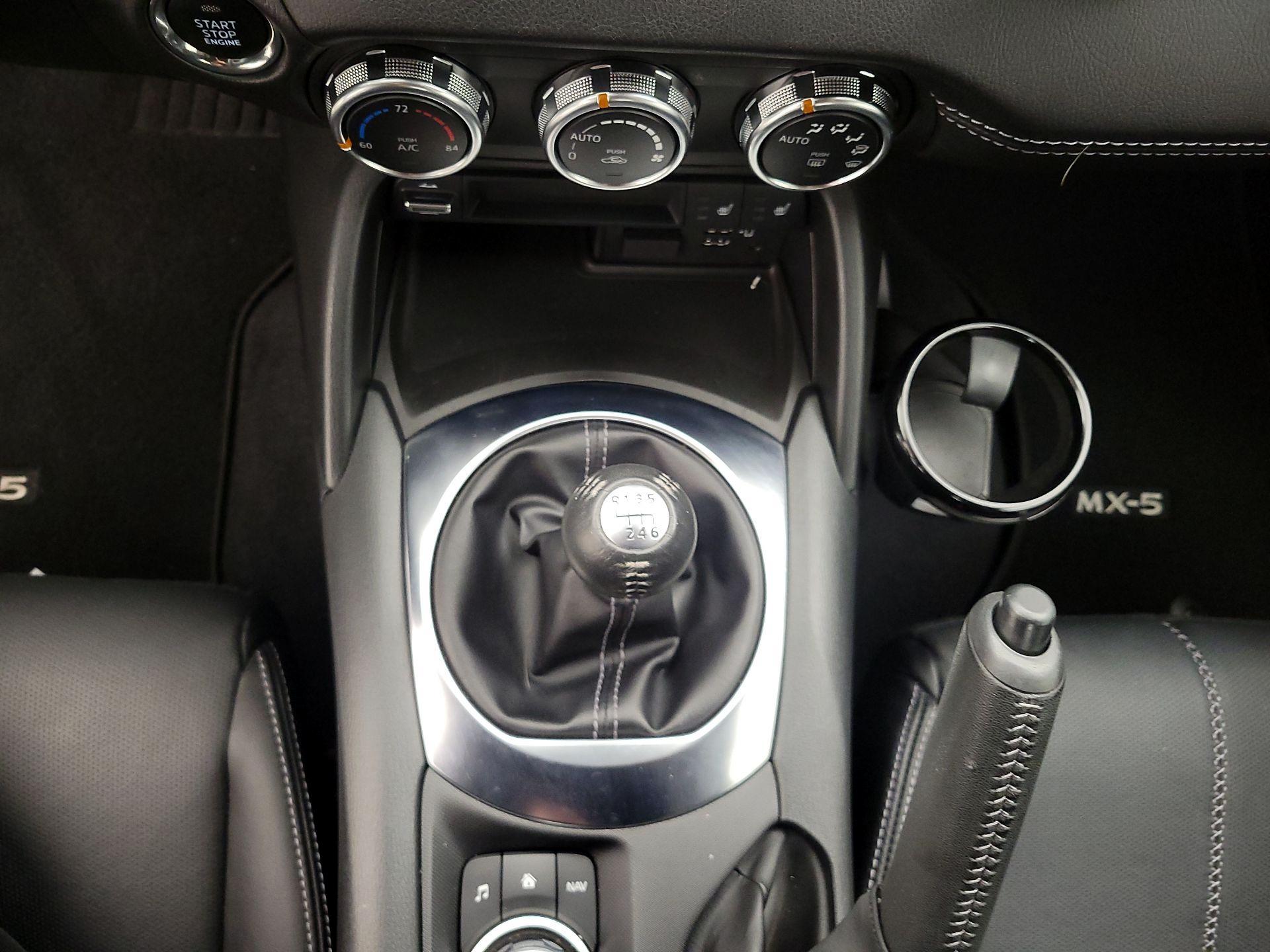 Thumbnail: 2023 Mazda MX-5 Miata - 17