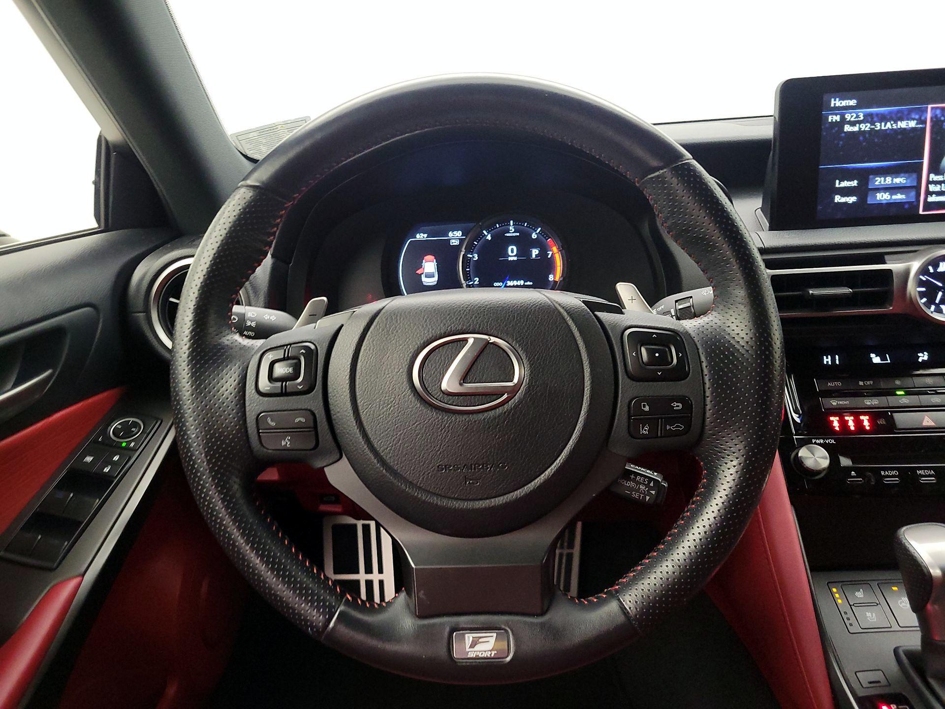 Thumbnail: 2022 Lexus IS - 10