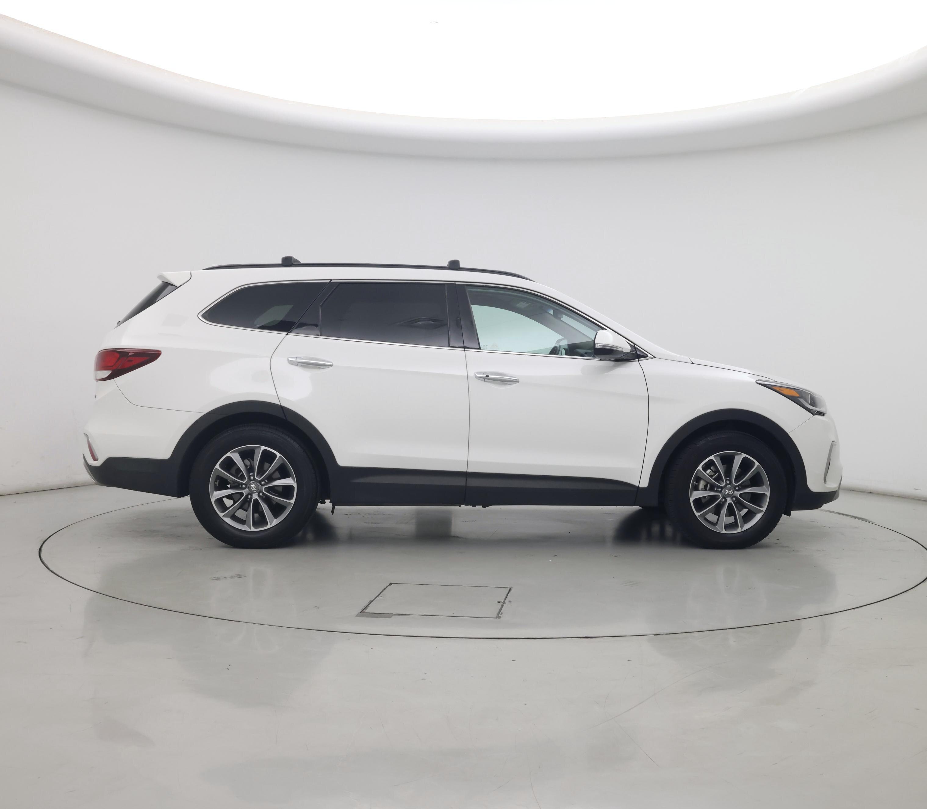 Thumbnail: 2019 Hyundai Santa Fe - 7
