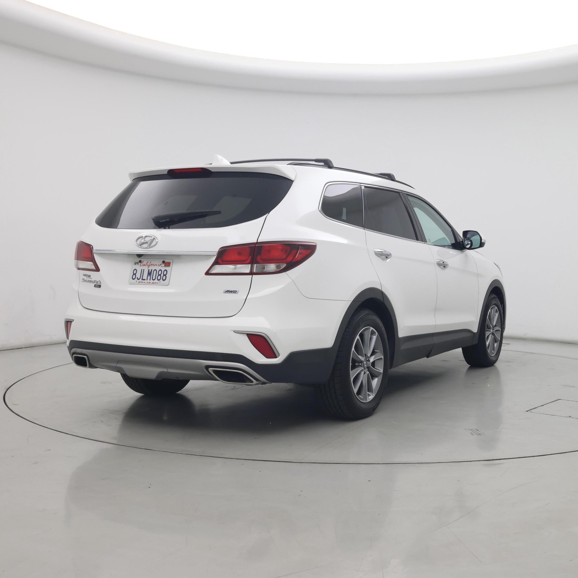 Thumbnail: 2019 Hyundai Santa Fe - 8