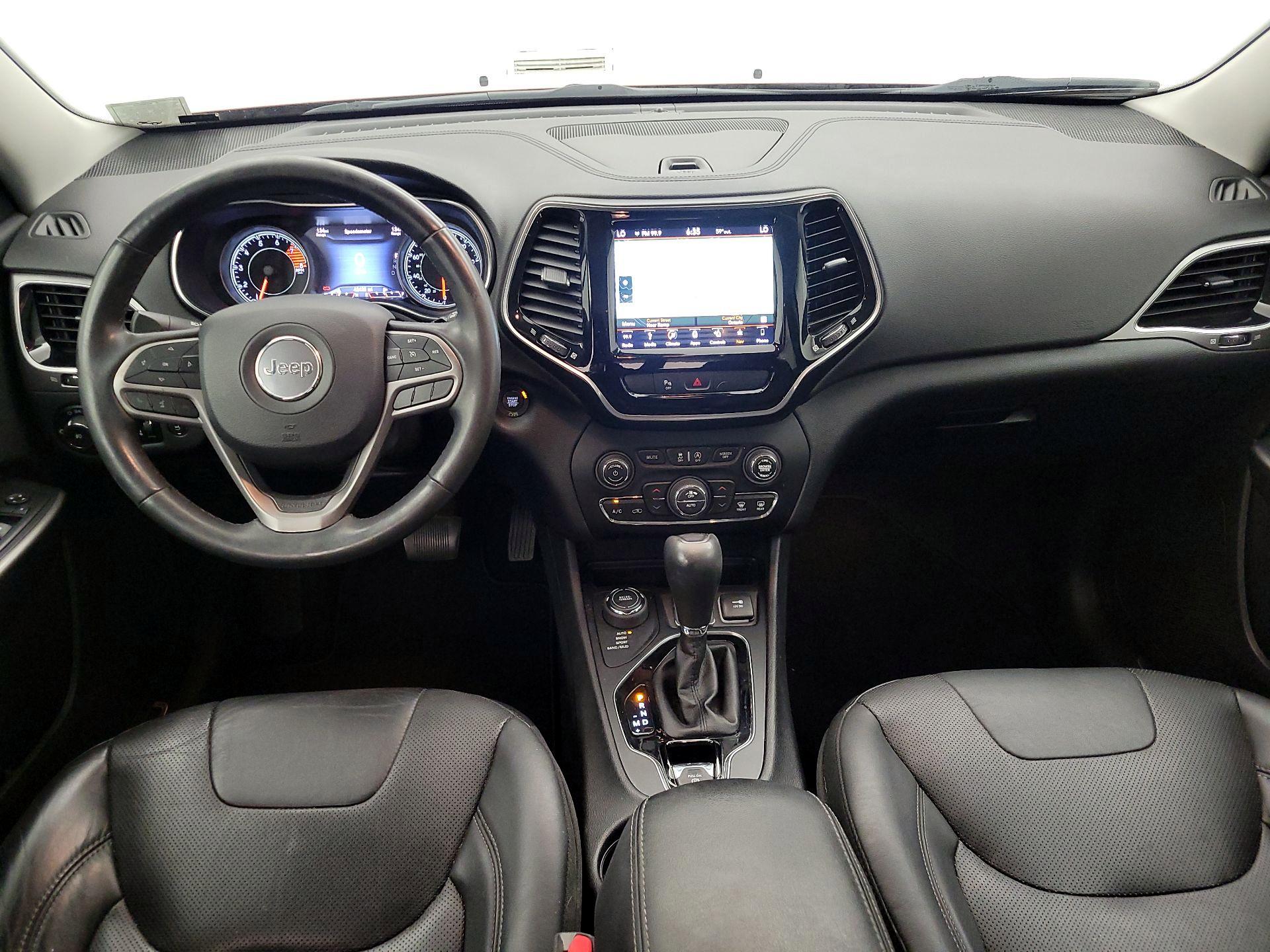 Thumbnail: 2019 Jeep Cherokee - 9