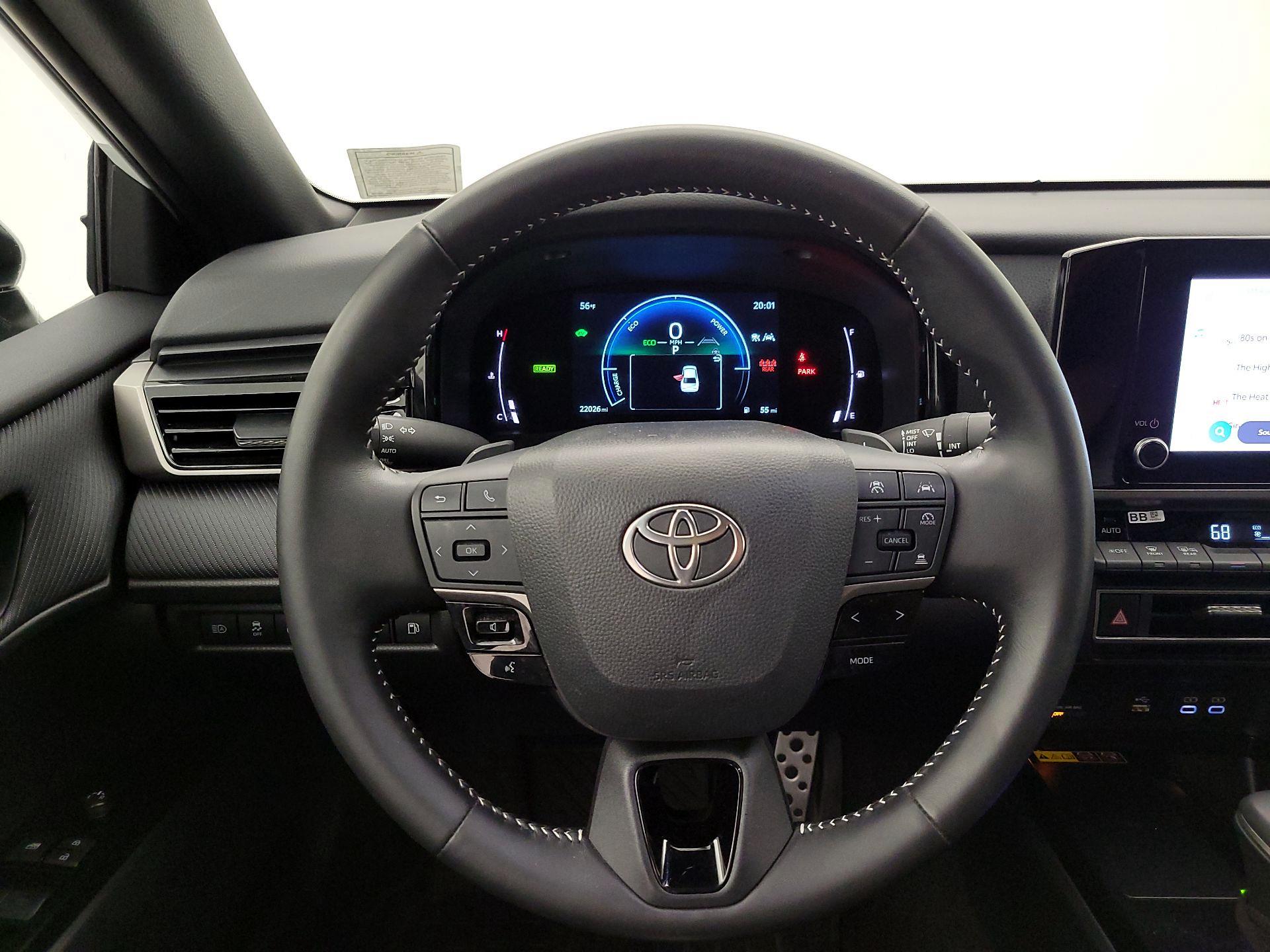 Thumbnail: 2025 Toyota Camry - 10