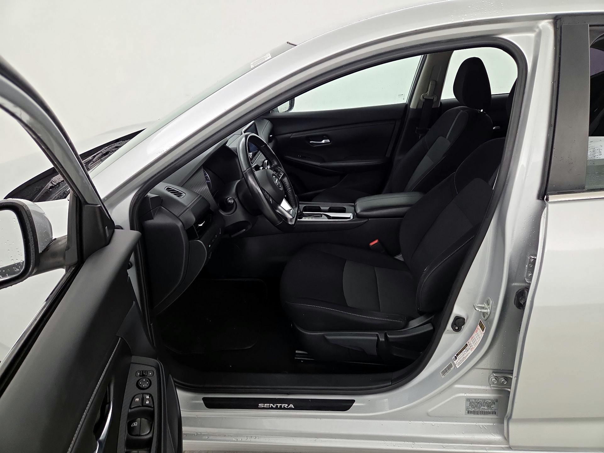 Thumbnail: 2023 Nissan Sentra - 11