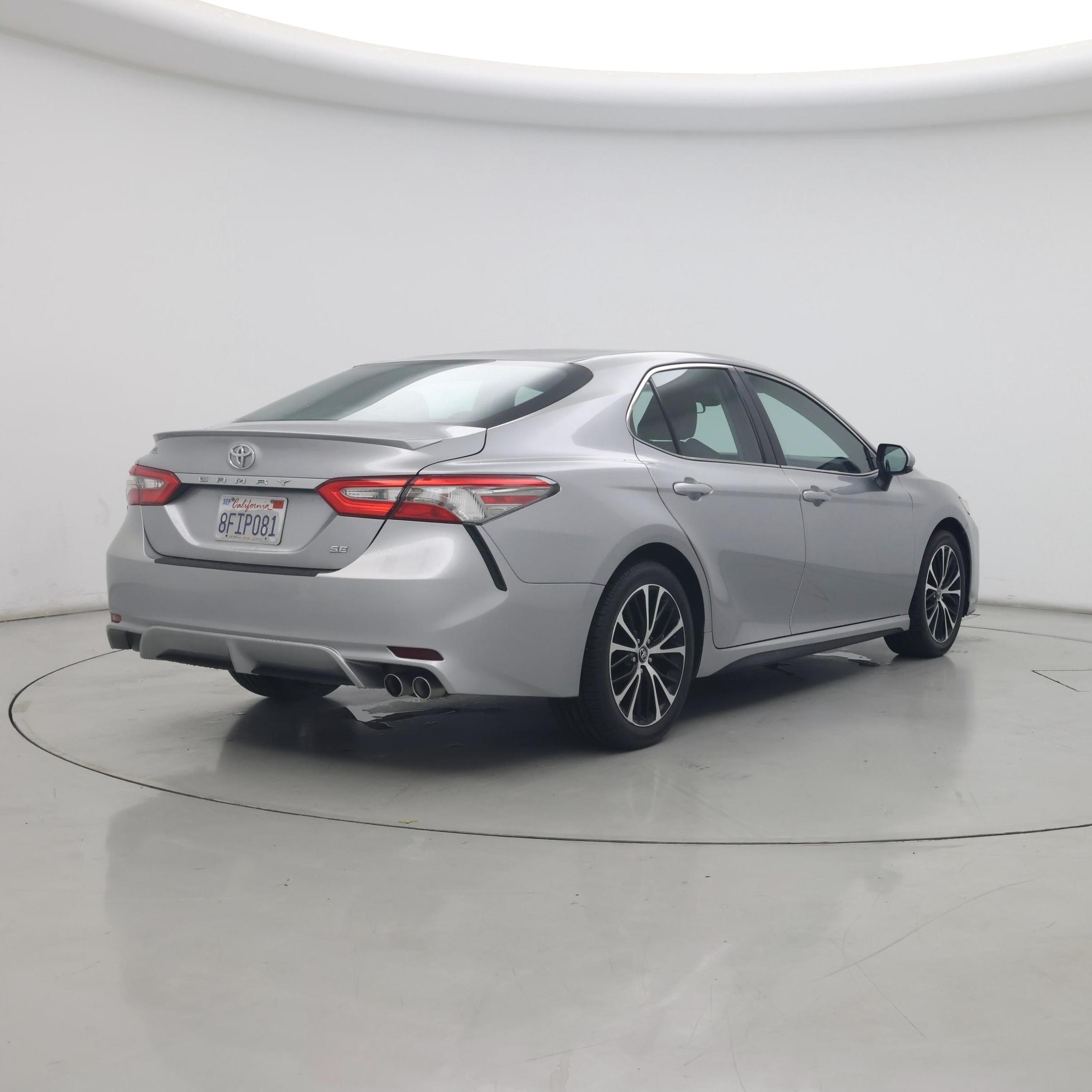 Thumbnail: 2018 Toyota Camry - 8