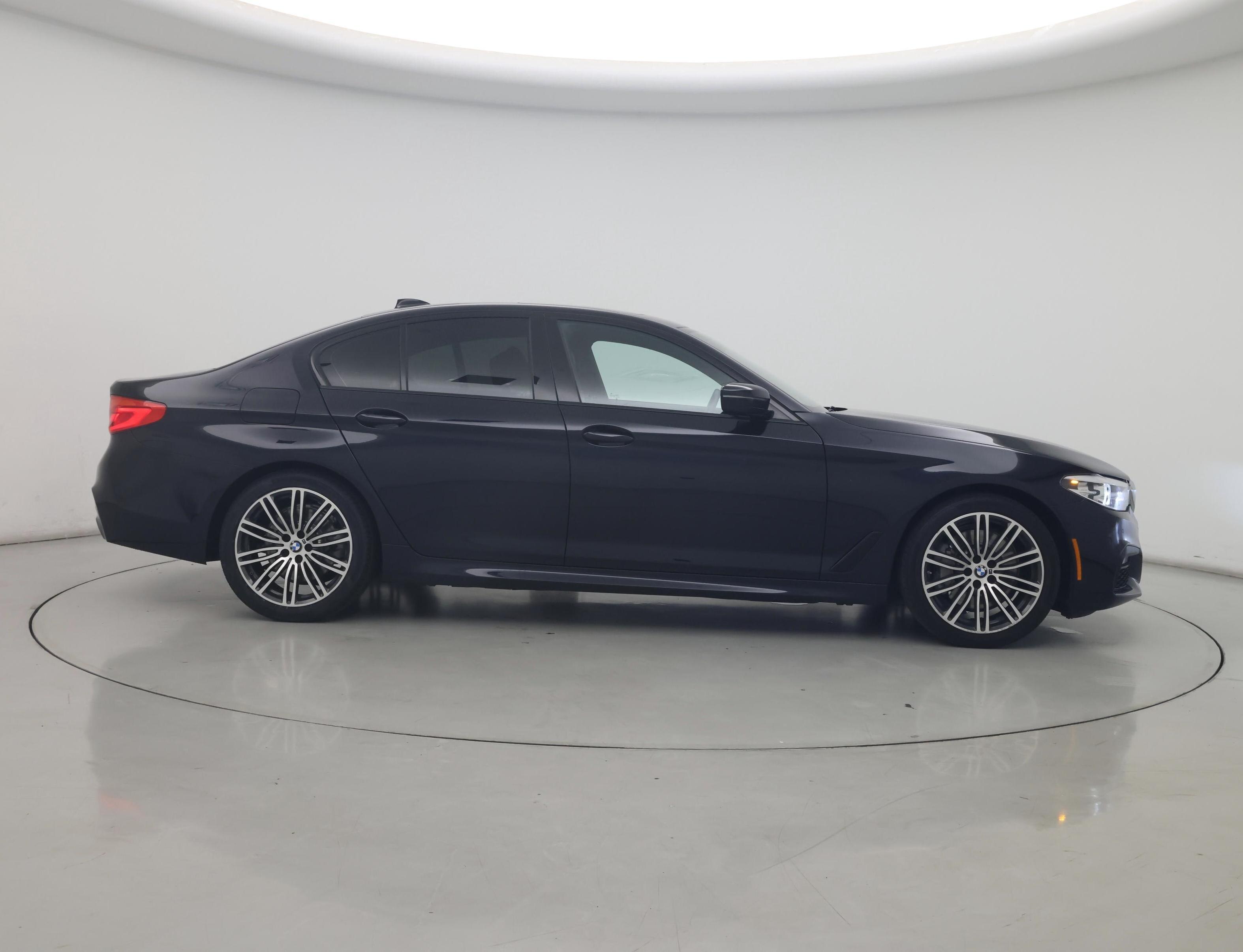 Thumbnail: 2020 BMW 5 Series - 7