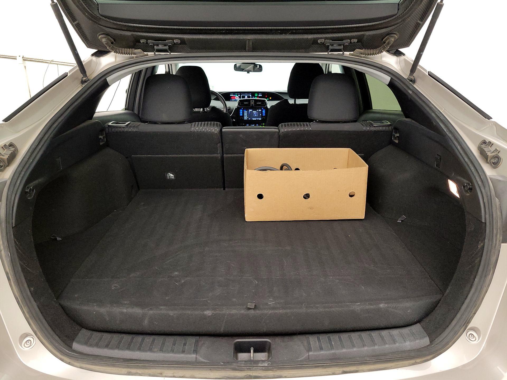 Thumbnail: 2019 Toyota Prius Prime - 18