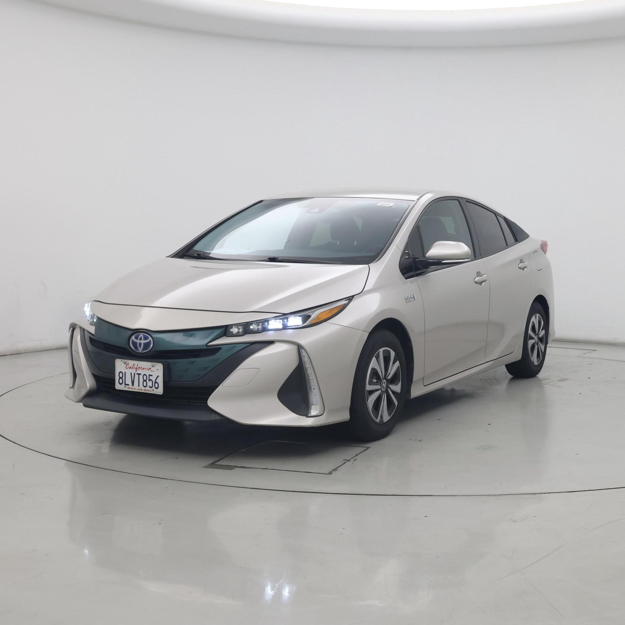 Thumbnail: 2019 Toyota Prius Prime - 4