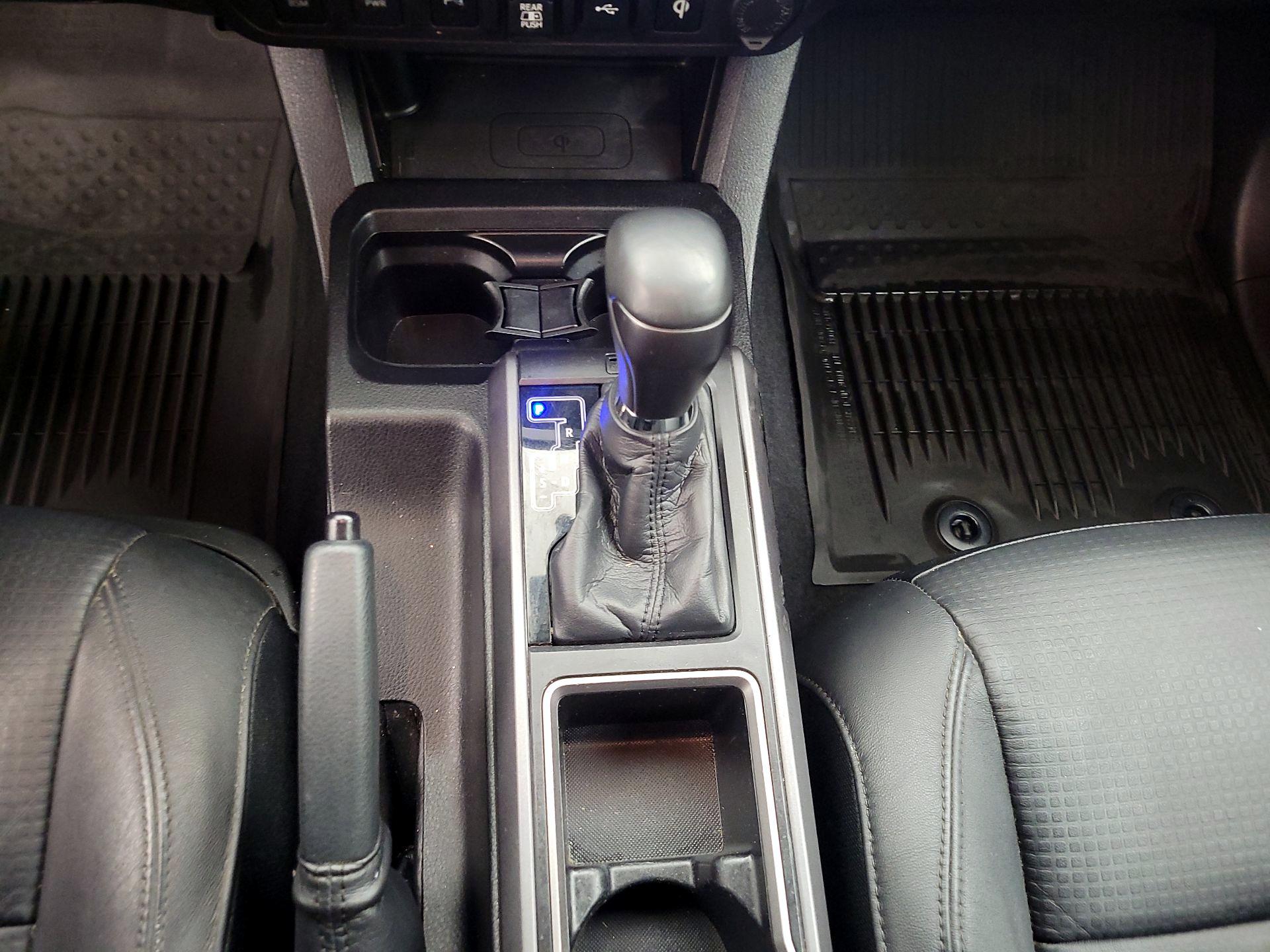 Thumbnail: 2021 Toyota Tacoma - 18