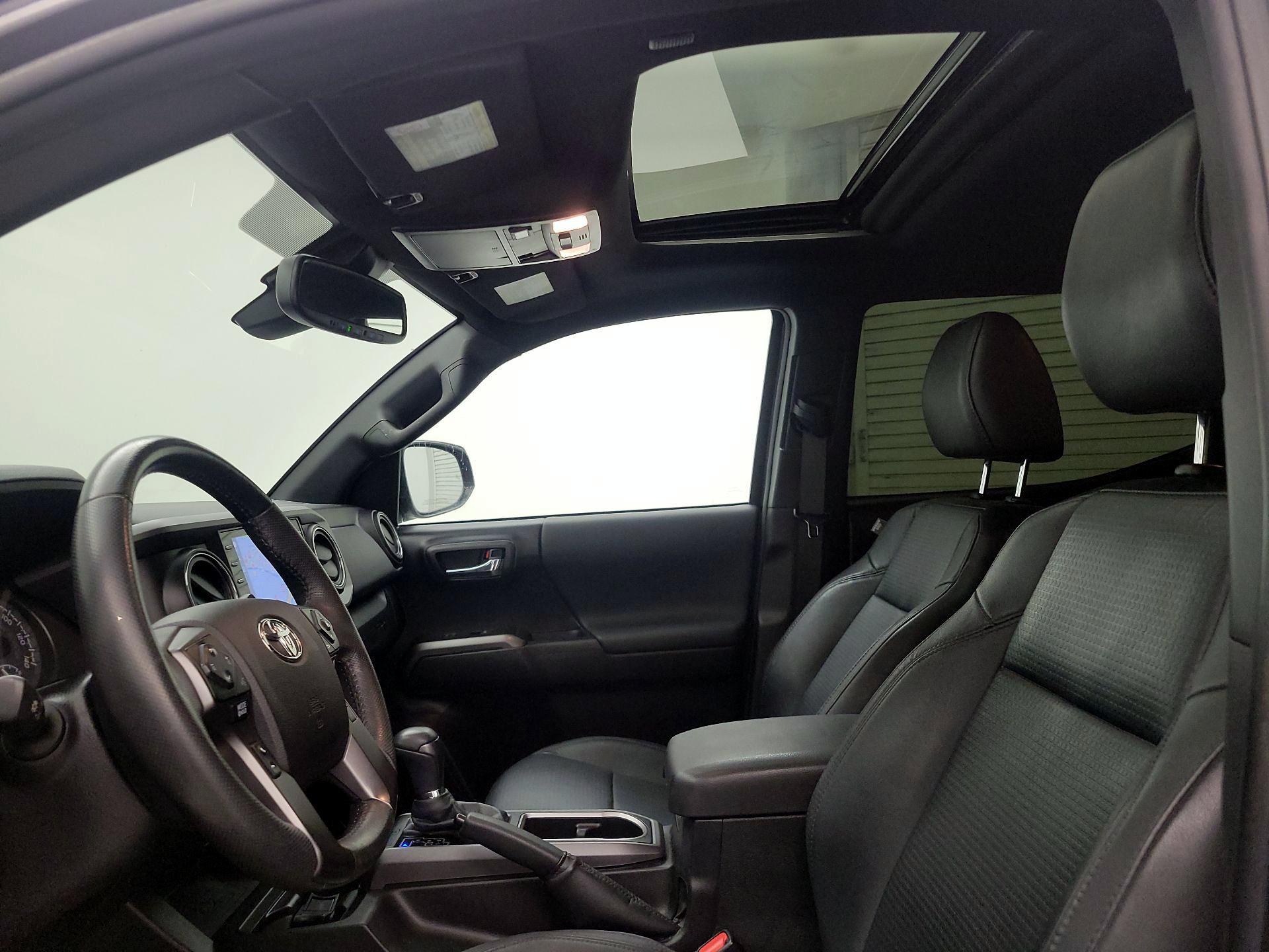 Thumbnail: 2021 Toyota Tacoma - 20