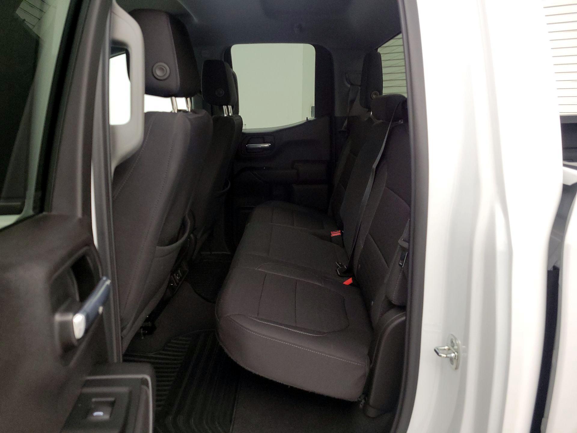 Thumbnail: 2021 Chevrolet Silverado 1500 - 19