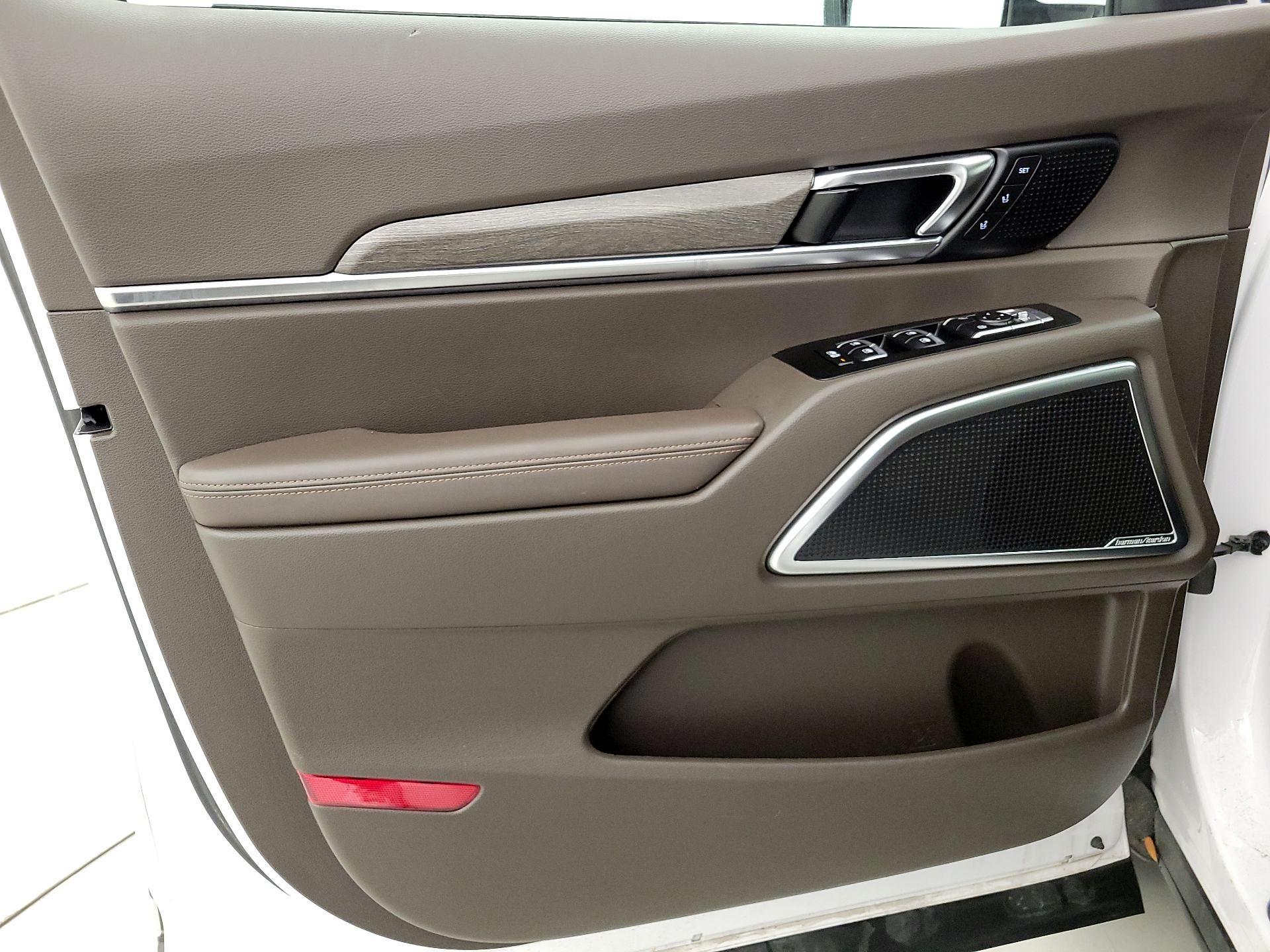 Thumbnail: 2021 Kia Telluride - 12